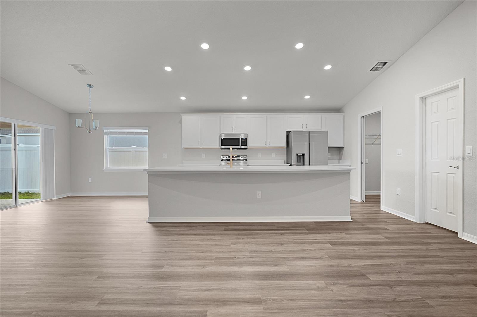 1460 FLEUR DR, DAVENPORT, FL, 33837