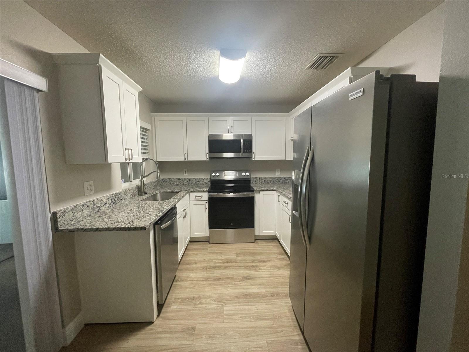 2031 FLUORSHIRE DR, BRANDON, FL, 33511