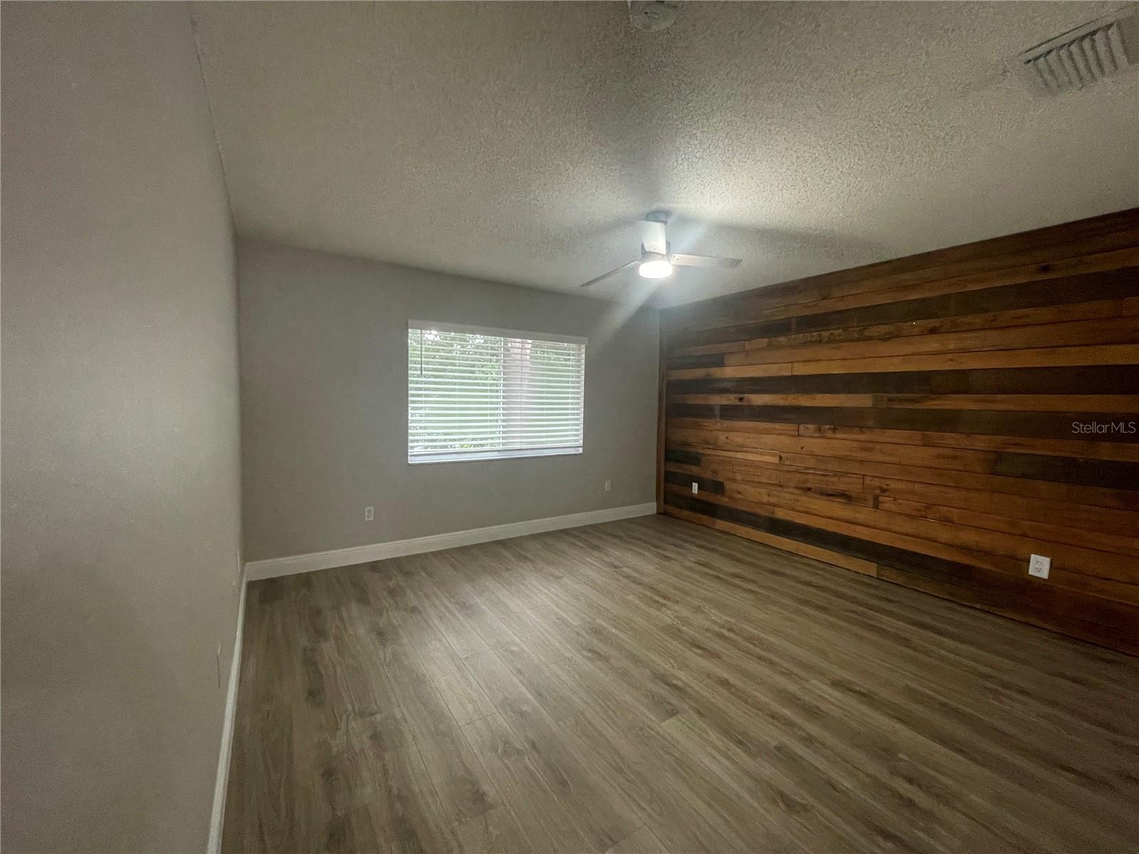 2031 FLUORSHIRE DR, BRANDON, FL, 33511