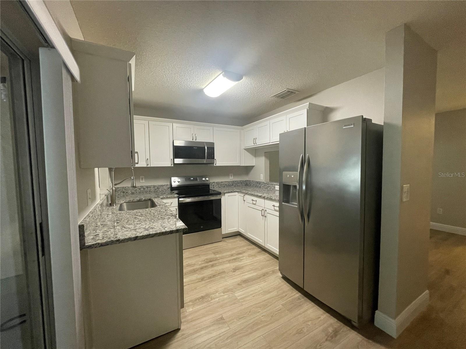 2031 FLUORSHIRE DR, BRANDON, FL, 33511