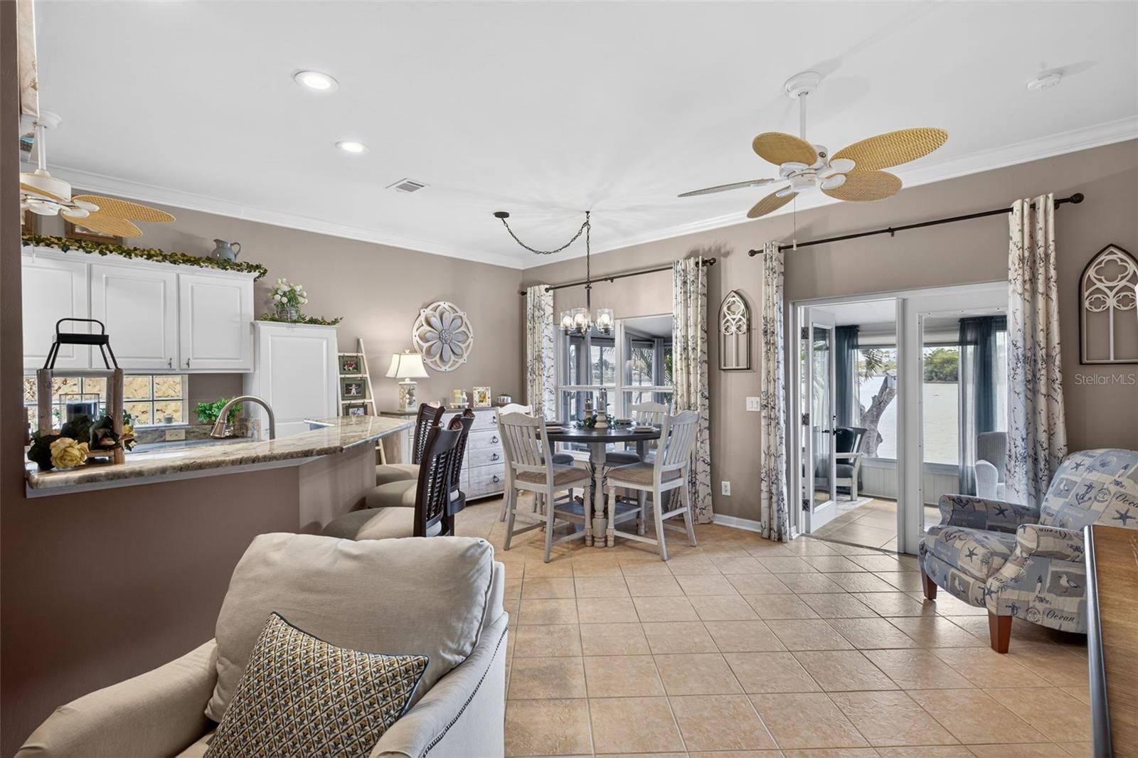 10720 PARROT COVE CIR, ESTERO, FL, 33928