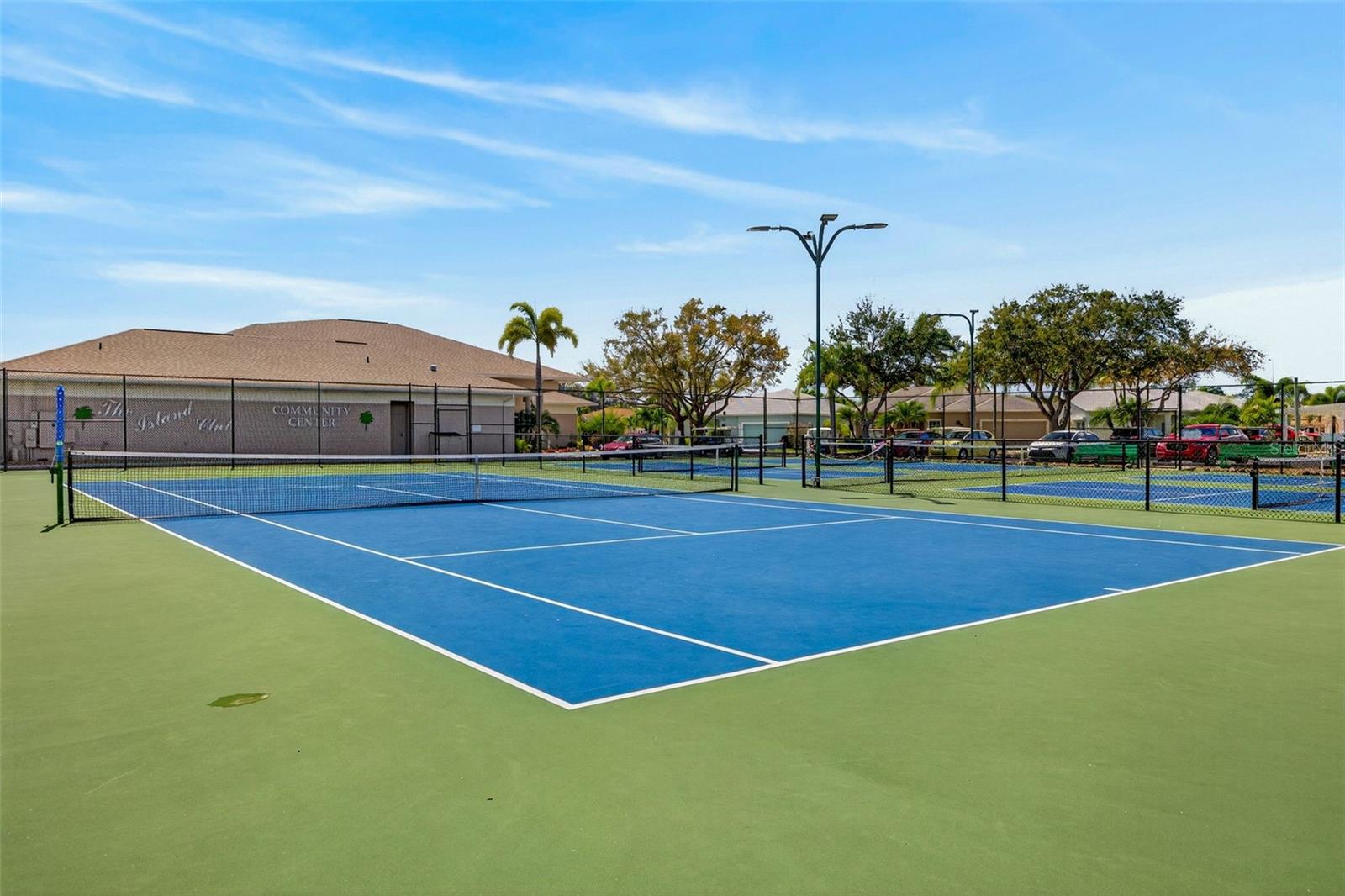 10720 PARROT COVE CIR, ESTERO, FL, 33928