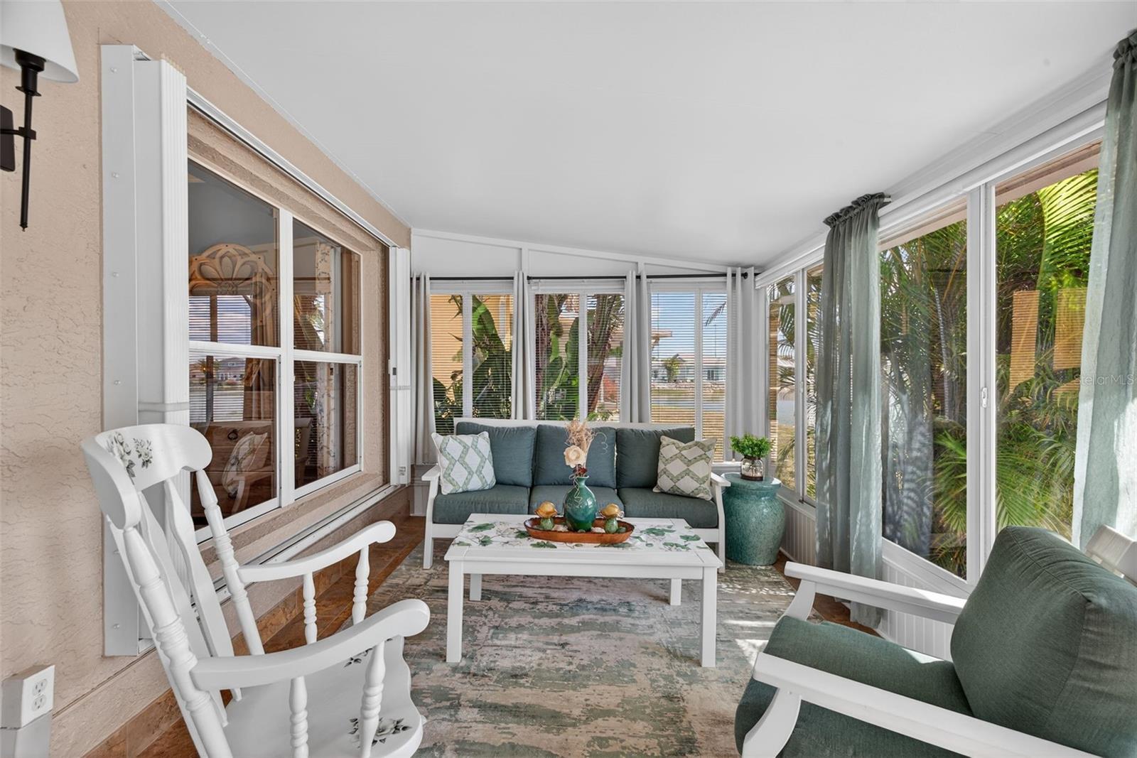 10720 PARROT COVE CIR, ESTERO, FL, 33928
