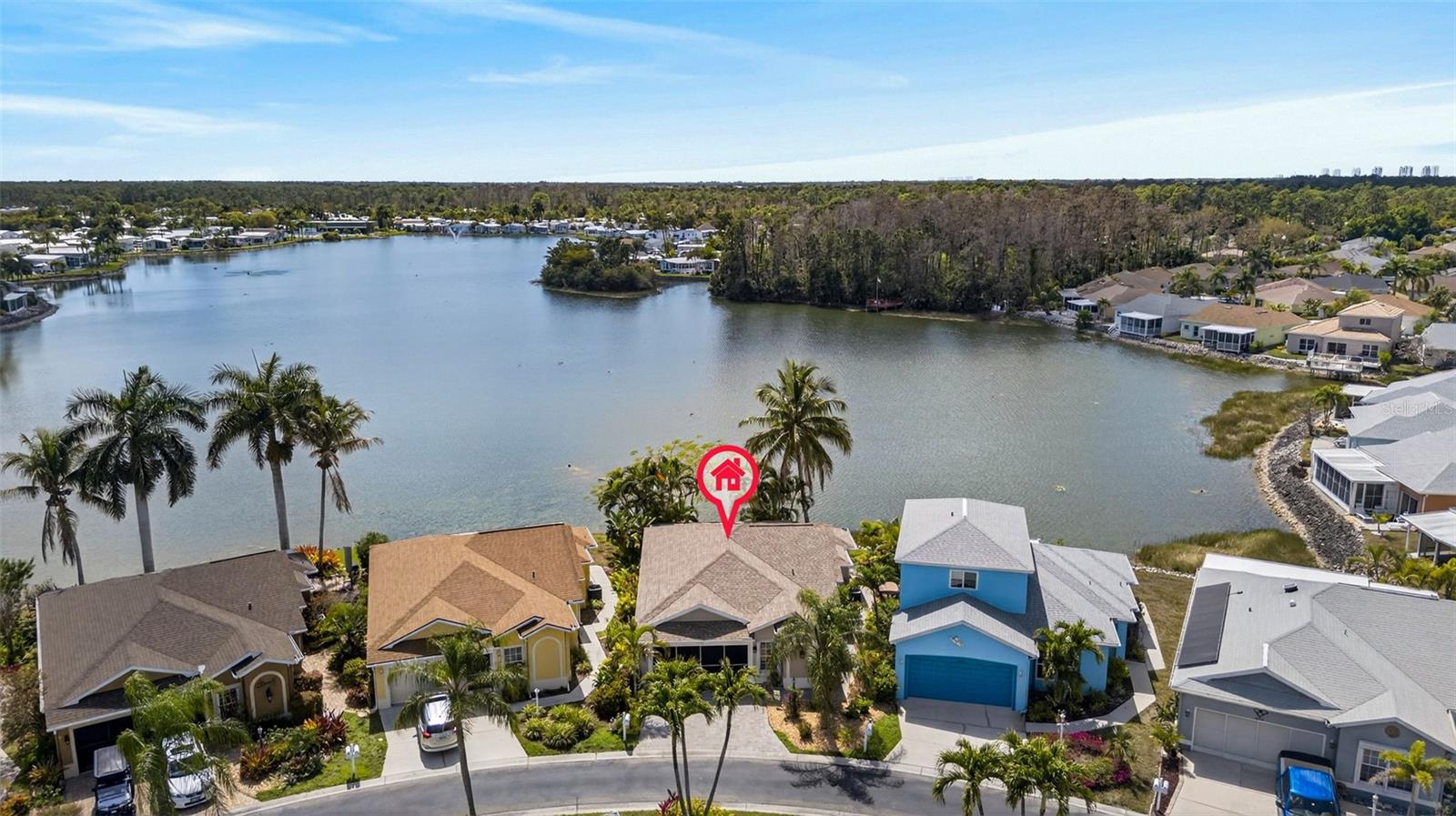 10720 PARROT COVE CIR, ESTERO, FL, 33928