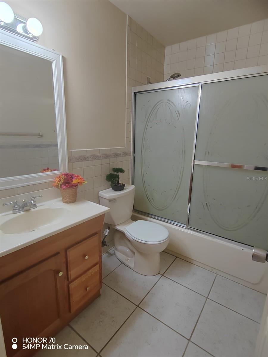 1044 82ND TER N #1044D, ST PETERSBURG, FL, 33702