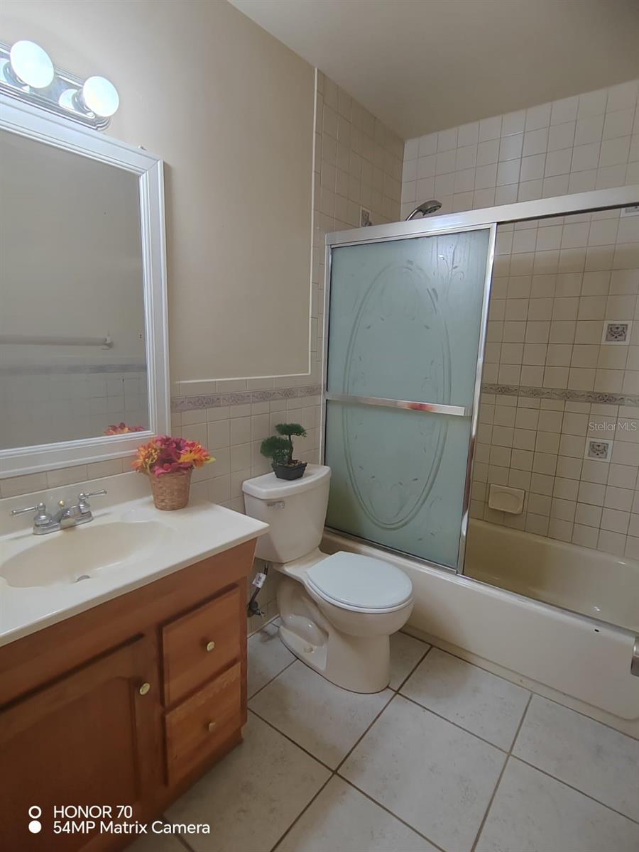 1044 82ND TER N #1044D, ST PETERSBURG, FL, 33702