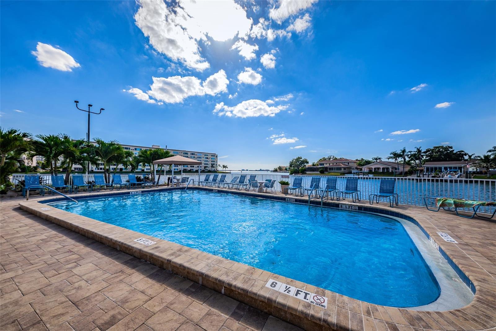 5925 SHORE BLVD S #409, GULFPORT, FL, 33707