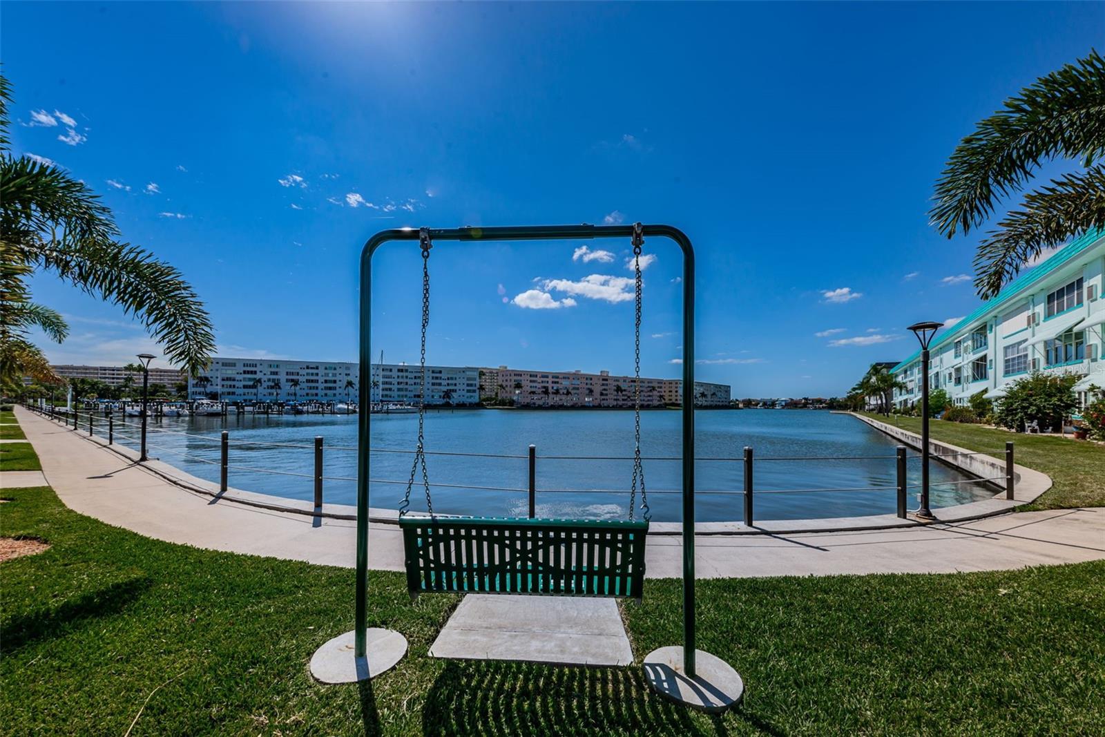 5925 SHORE BLVD S #409, GULFPORT, FL, 33707