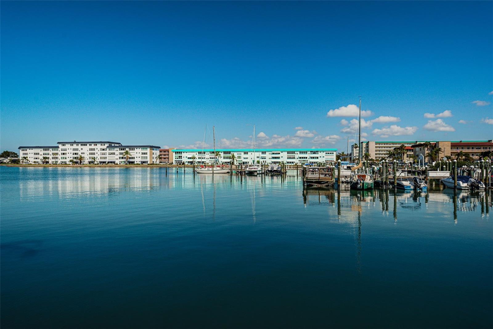 5925 SHORE BLVD S #409, GULFPORT, FL, 33707