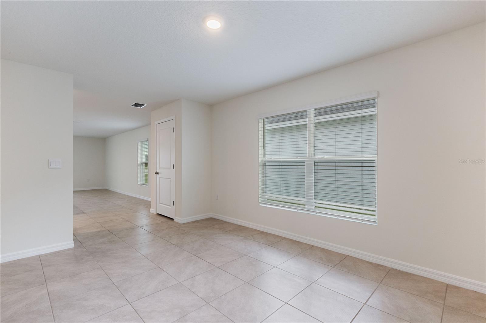 3718 MANNERED GOLD AVE, BRADENTON, FL, 34208