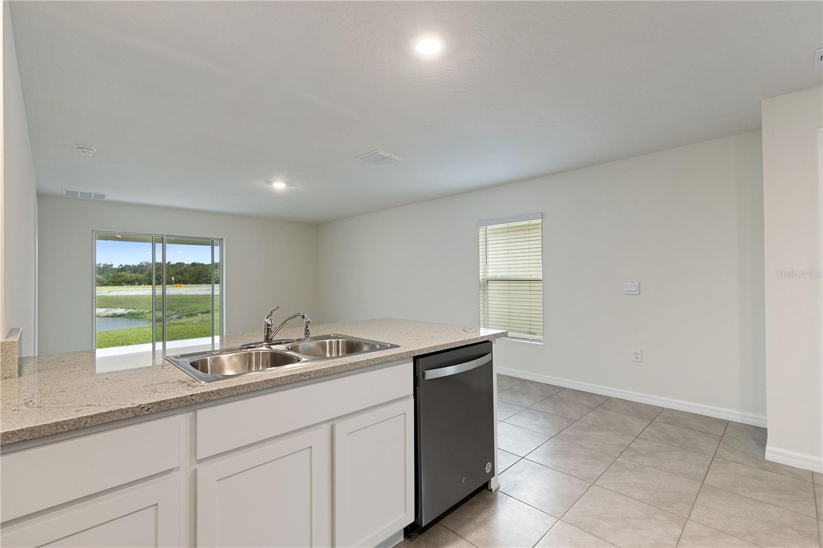 3718 MANNERED GOLD AVE, BRADENTON, FL, 34208