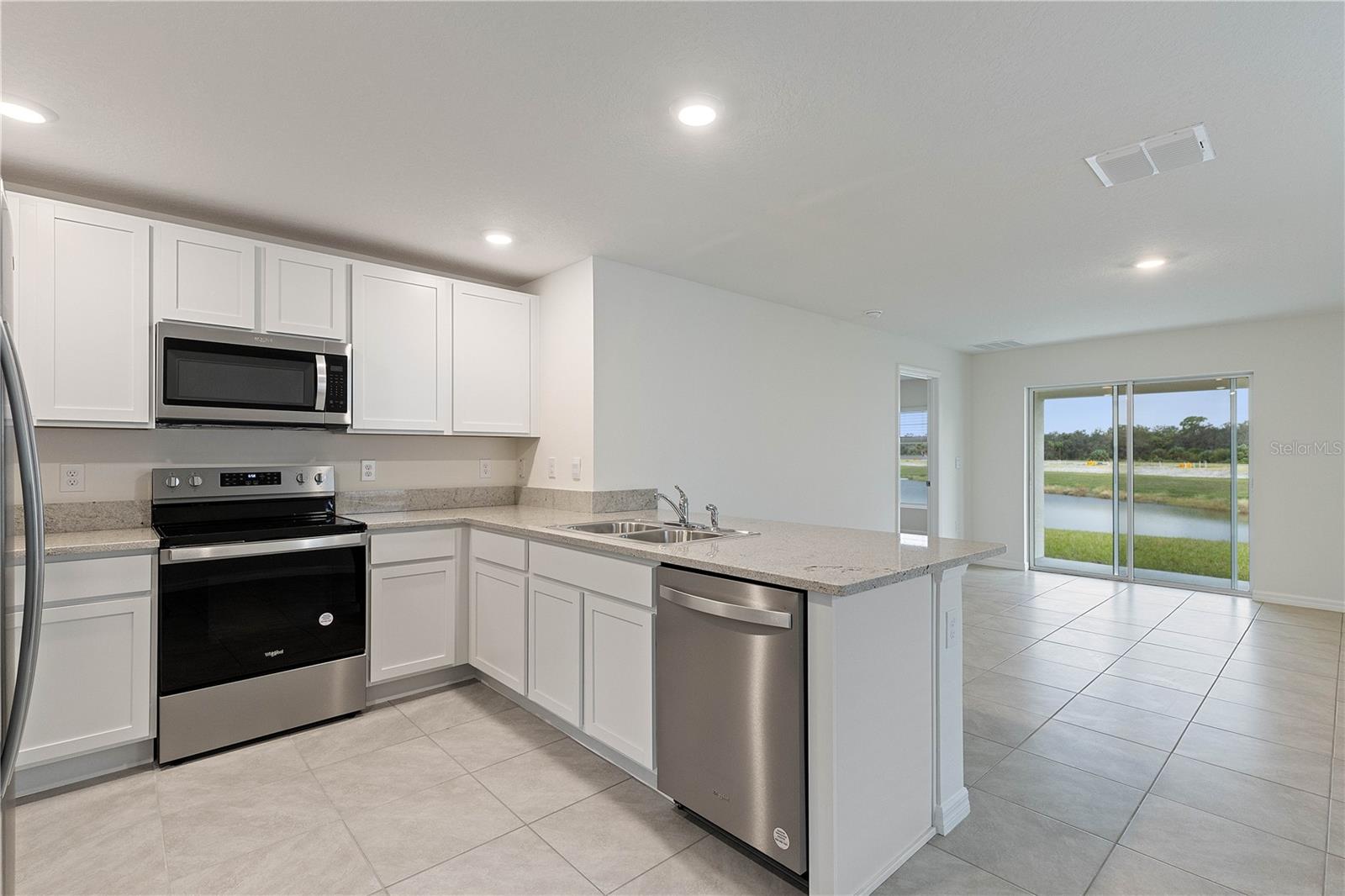 3718 MANNERED GOLD AVE, BRADENTON, FL, 34208