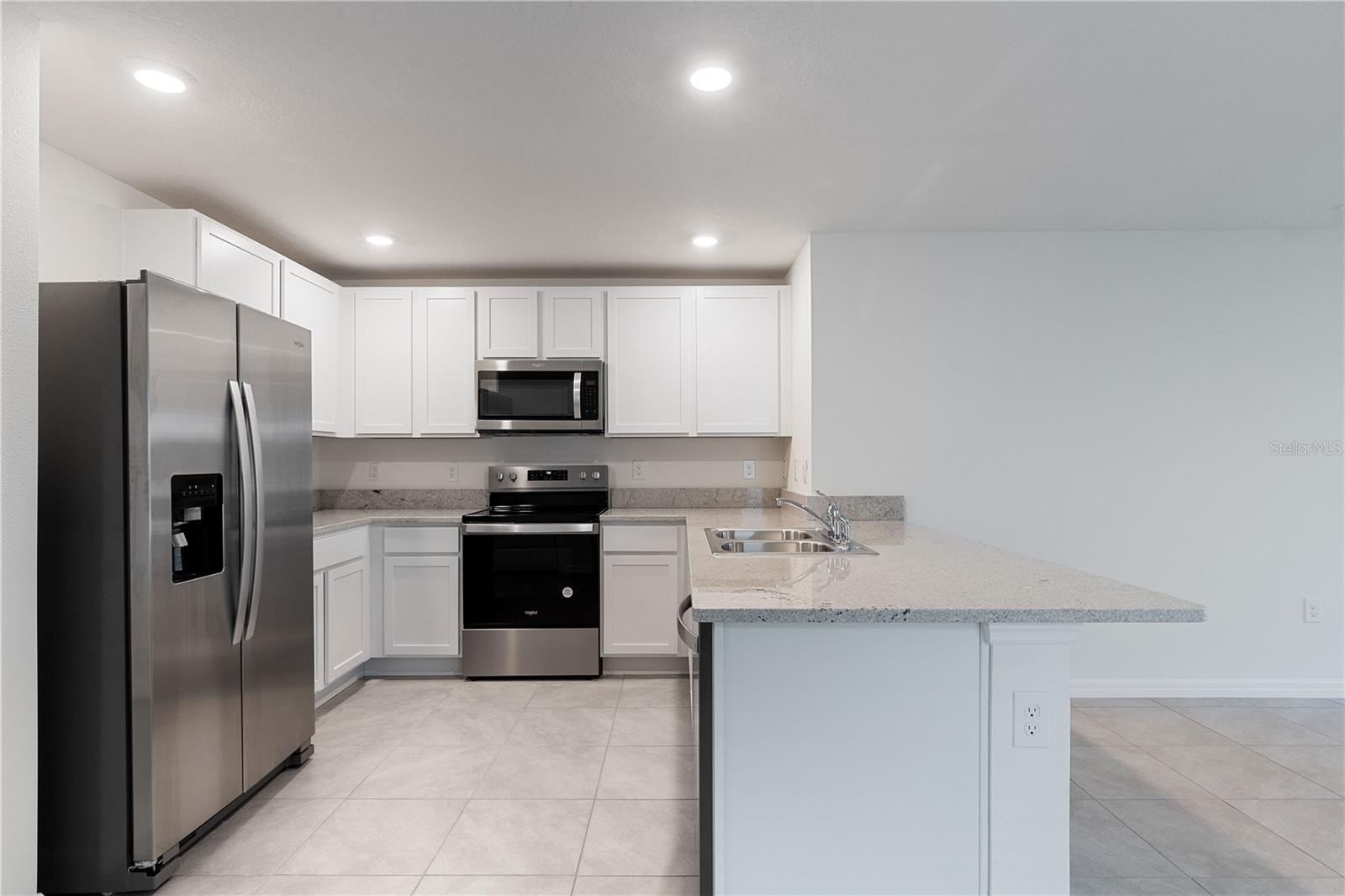 3718 MANNERED GOLD AVE, BRADENTON, FL, 34208