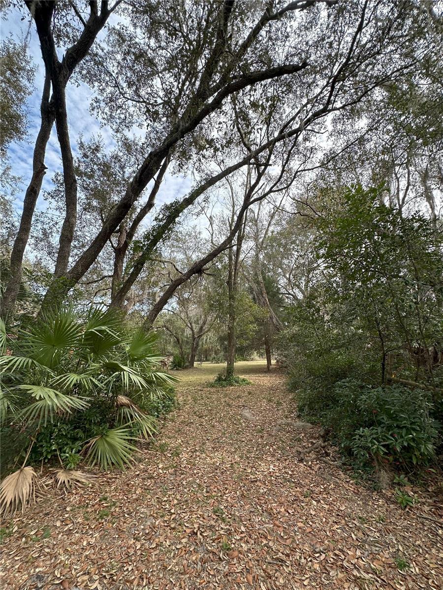 596 STATE ROAD 20, PALATKA, FL, 32177