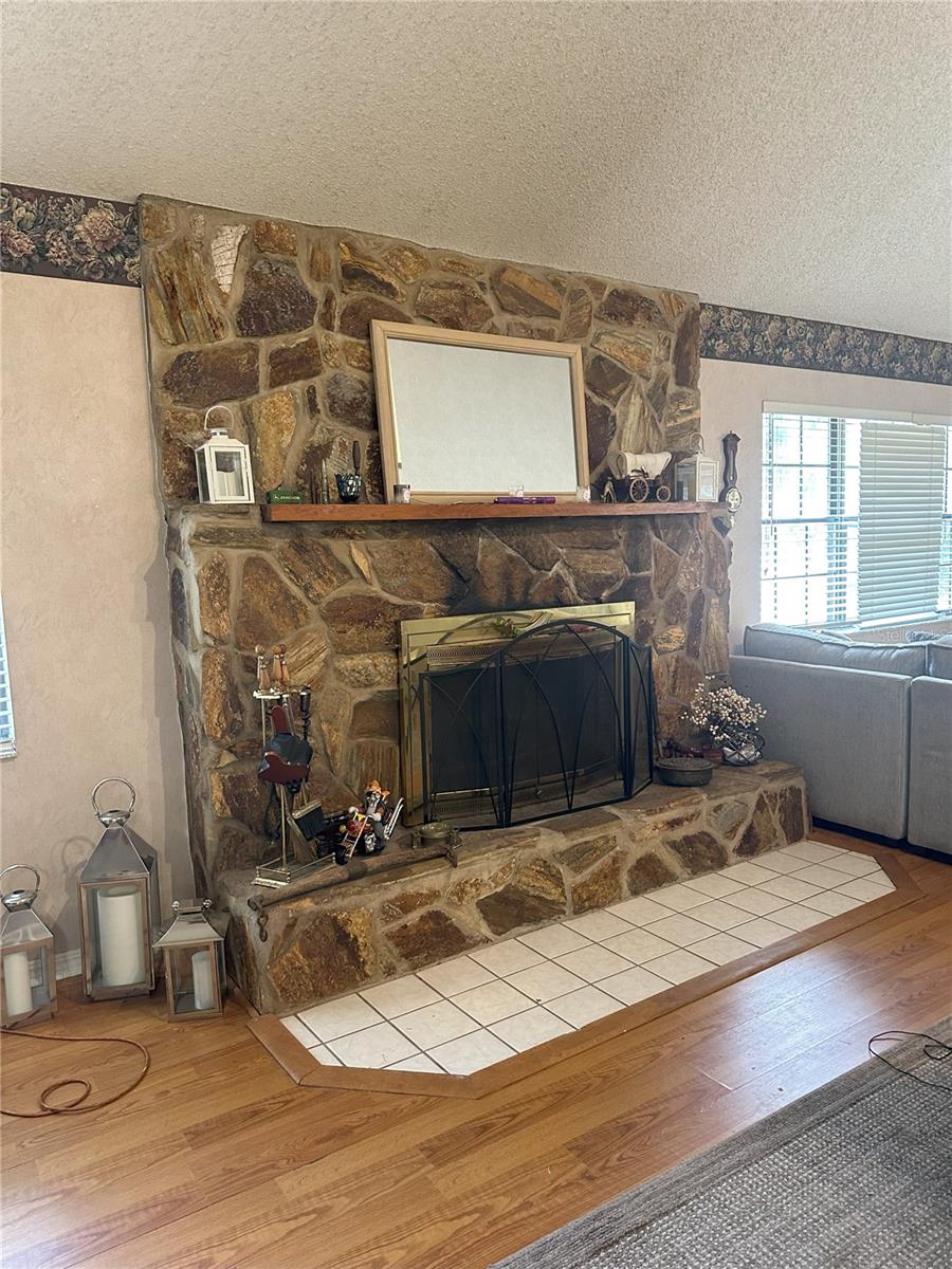 596 STATE ROAD 20, PALATKA, FL, 32177