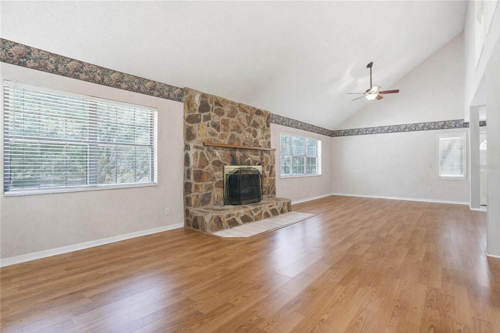 596 STATE ROAD 20, PALATKA, FL, 32177