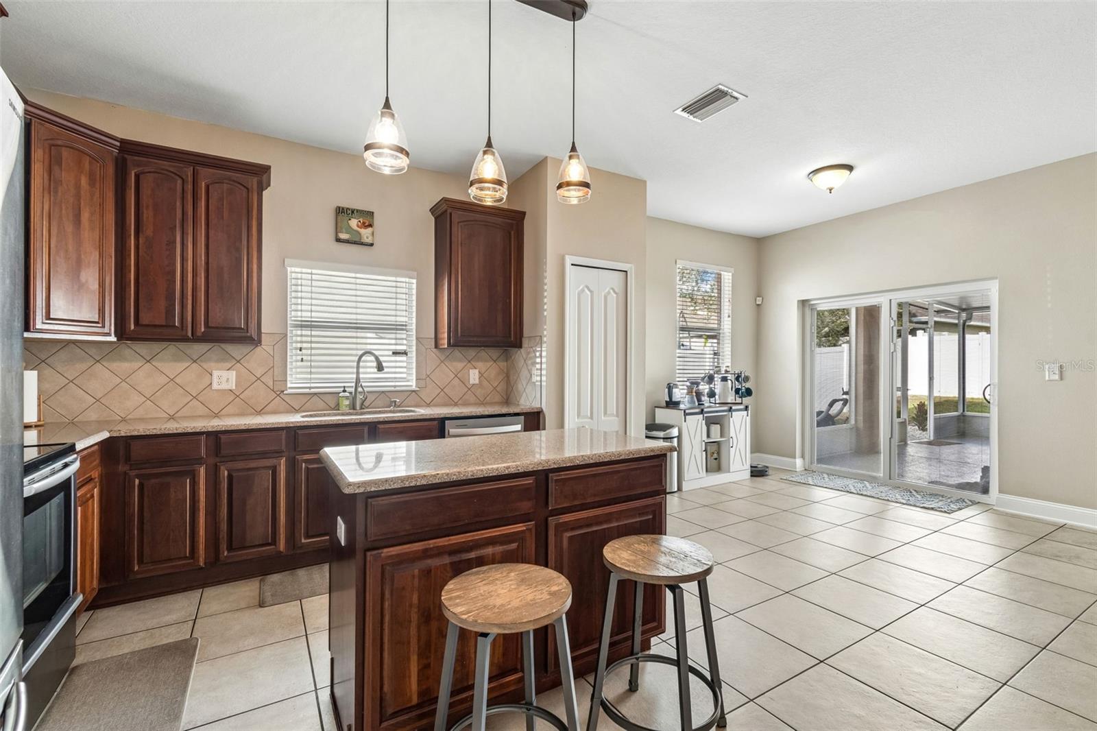 3712 CRYSTAL DEW ST, PLANT CITY, FL, 33567