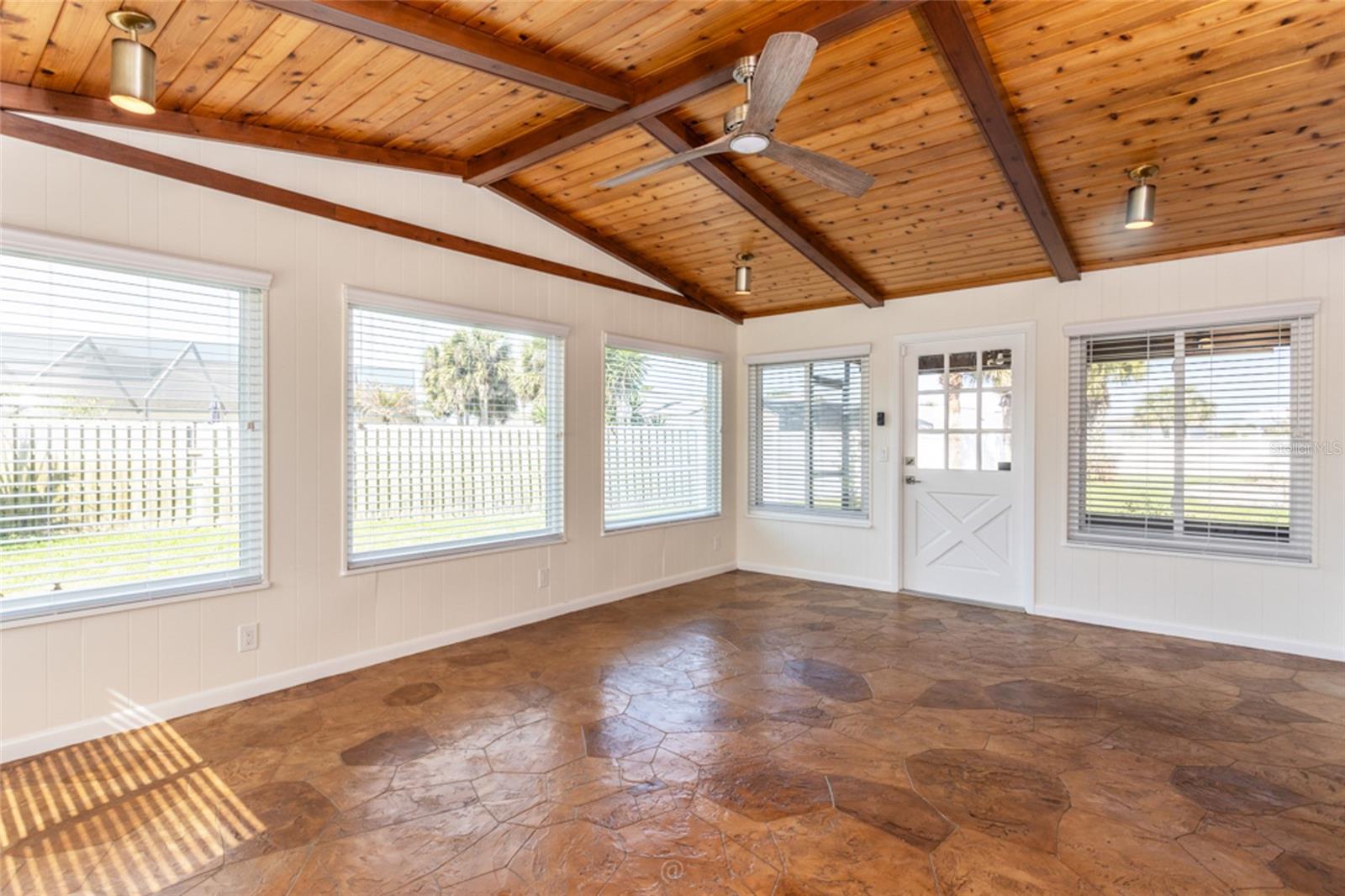 4 SEA HAWK DR, ORMOND BEACH, FL, 32176