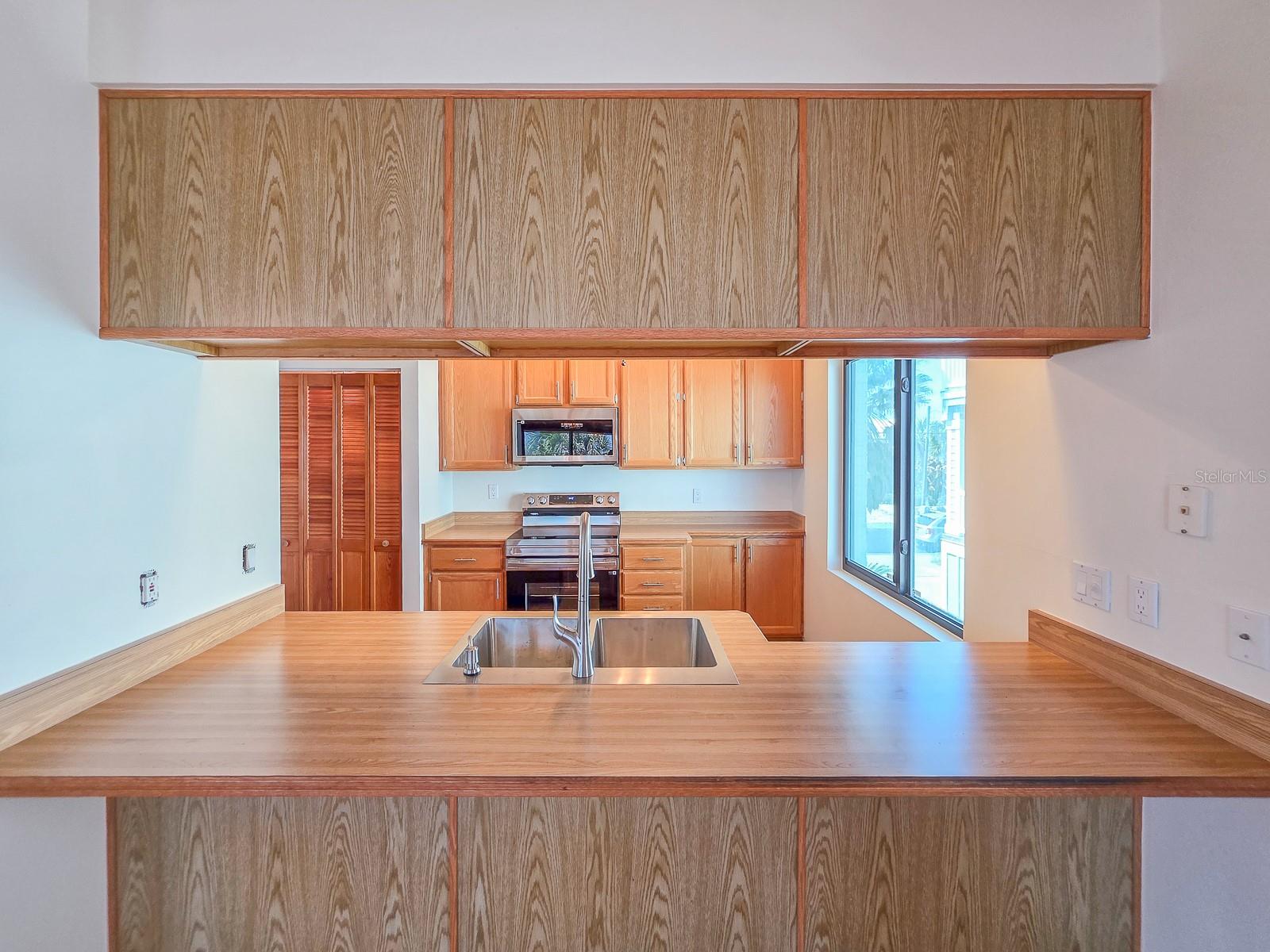 2652 S OCEAN SHORE BLVD, FLAGLER BEACH, FL, 32136