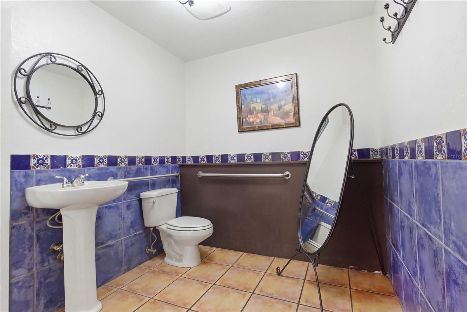 9729 N ARMENIA AVE, TAMPA, FL, 33612