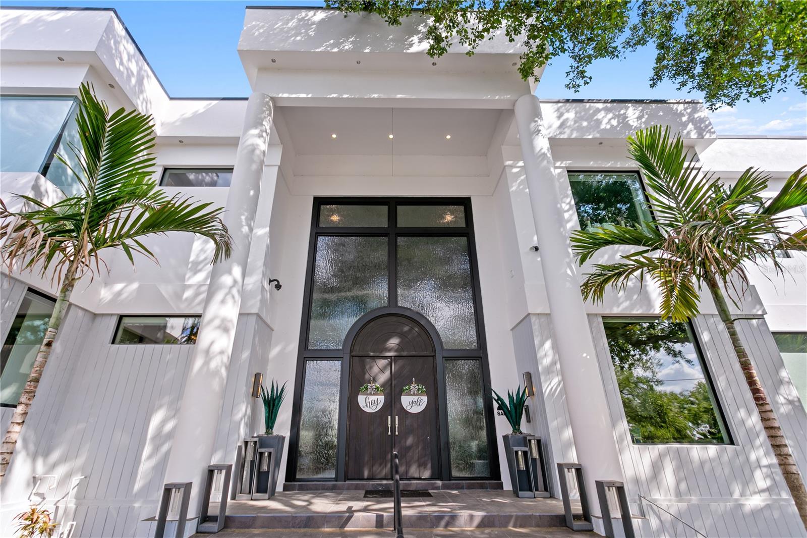 2 SANDPIPER RD, TAMPA, FL, 33609