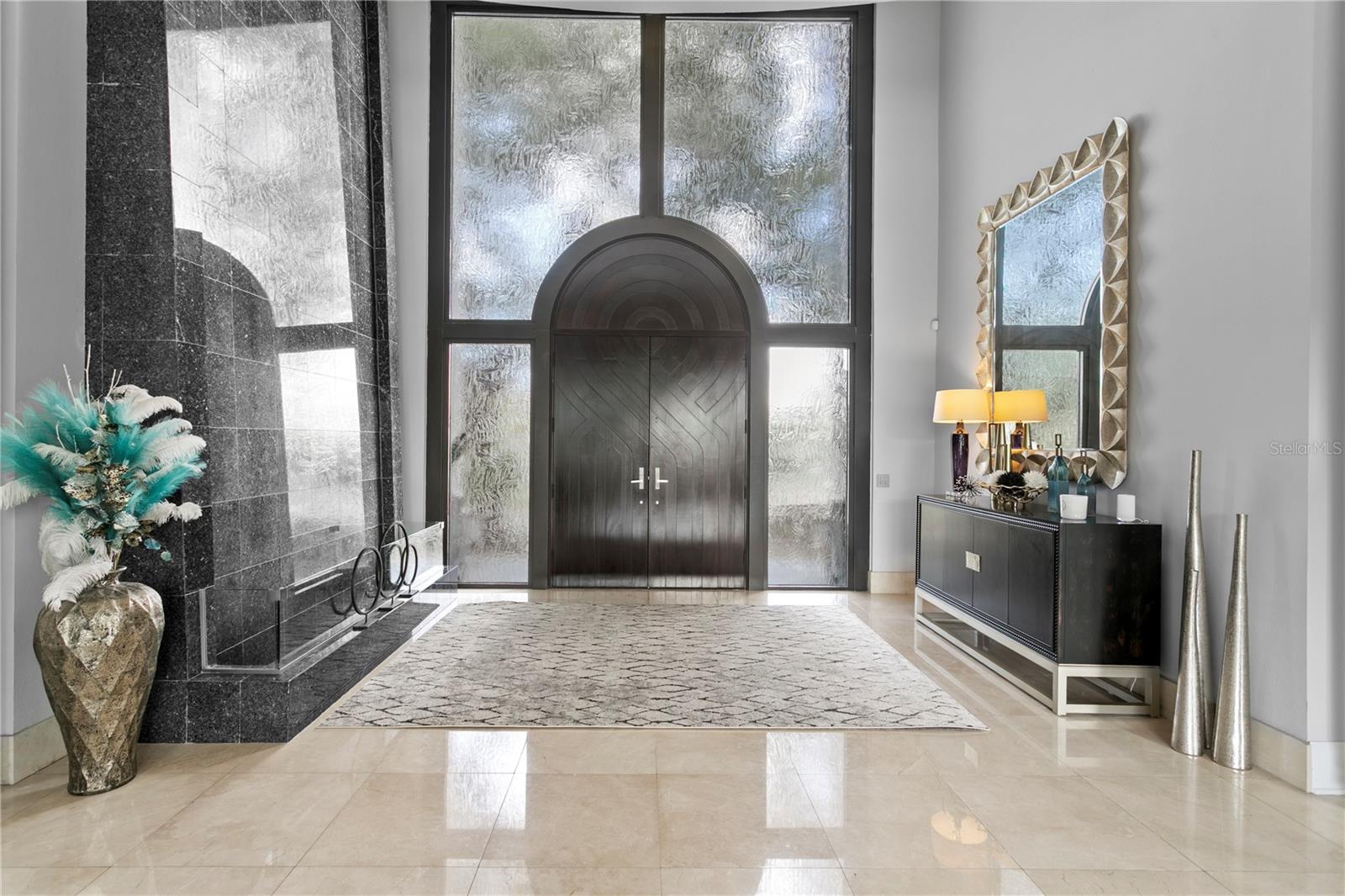 2 SANDPIPER RD, TAMPA, FL, 33609