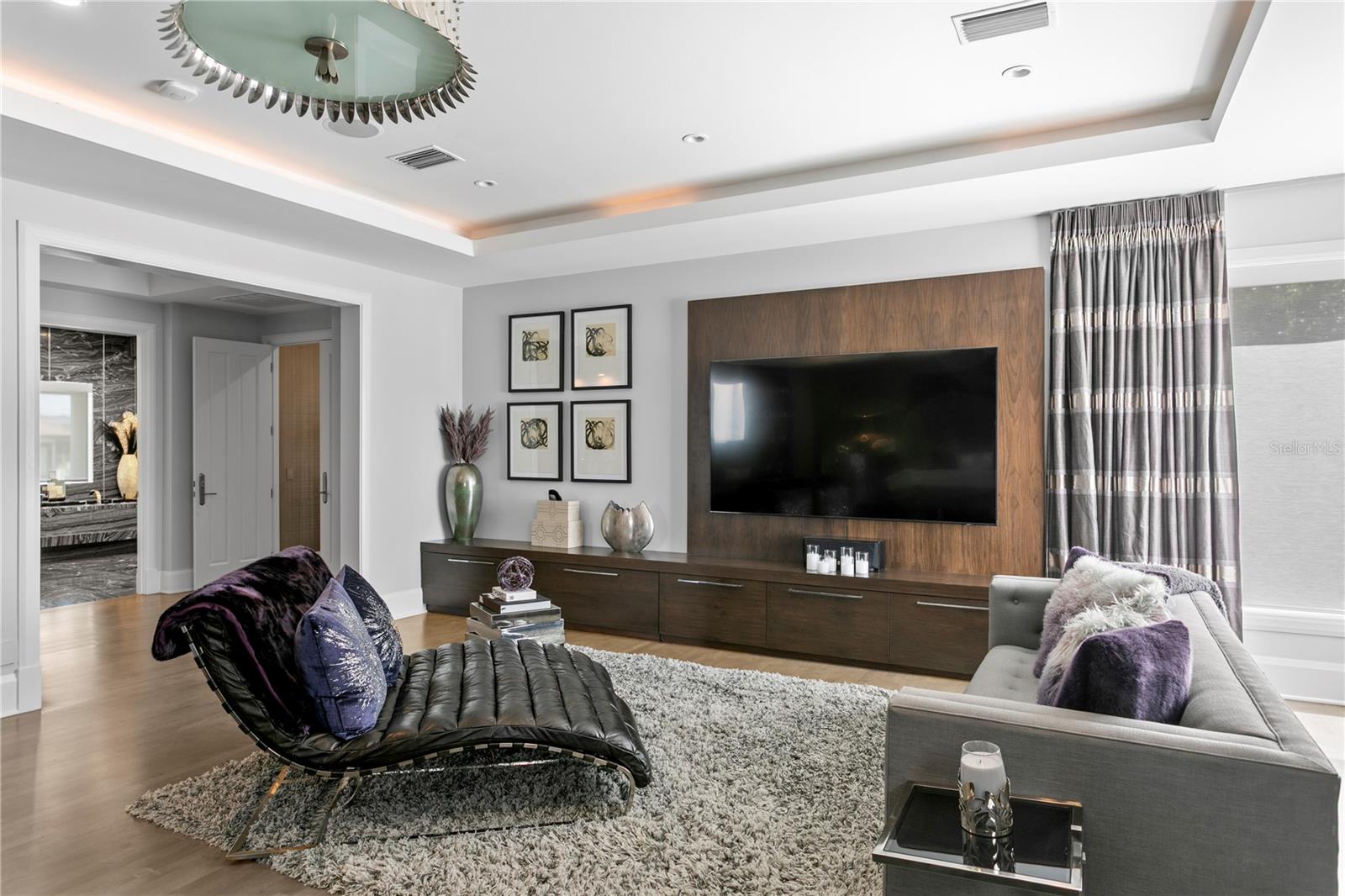 2 SANDPIPER RD, TAMPA, FL, 33609