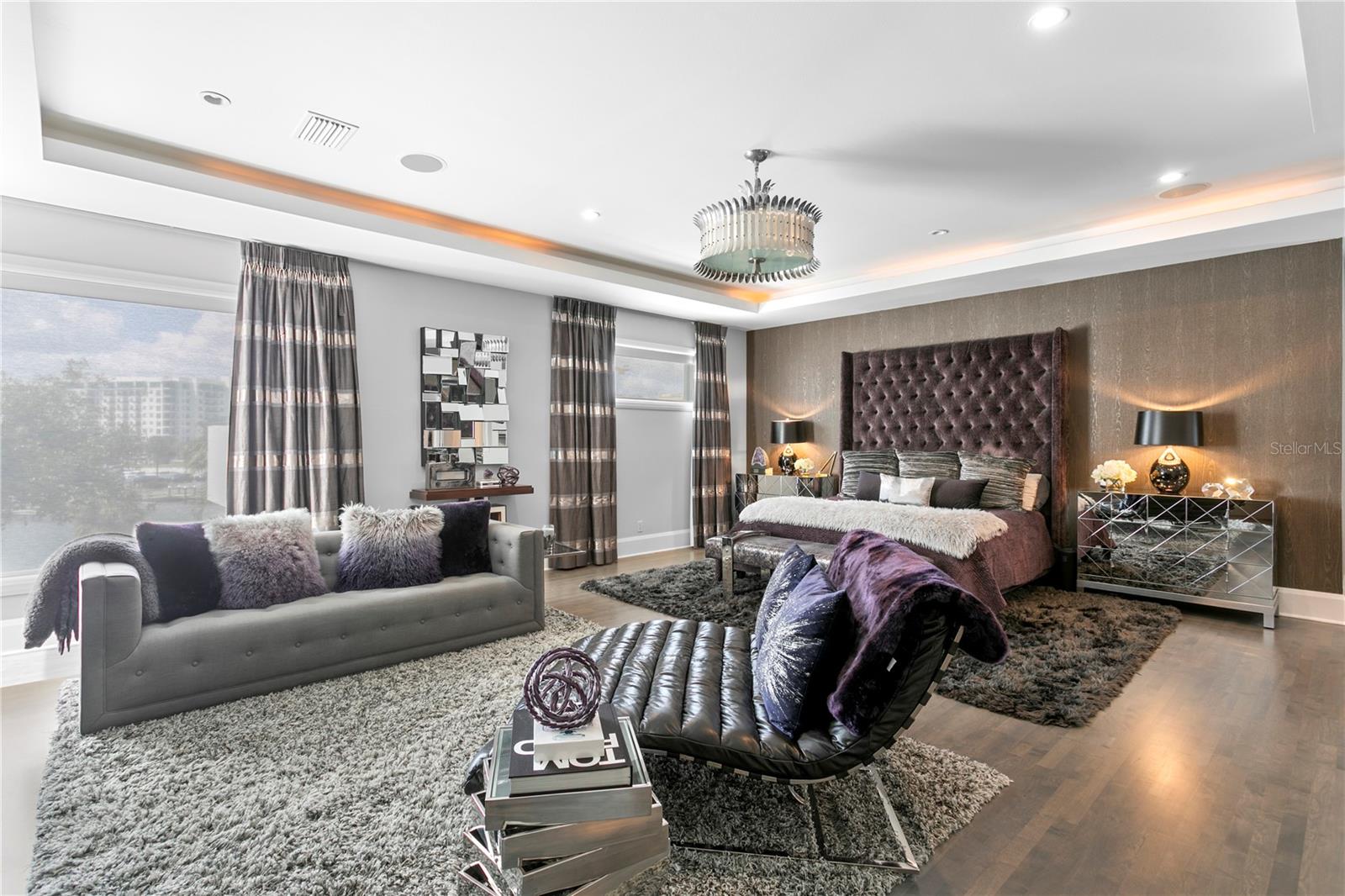 2 SANDPIPER RD, TAMPA, FL, 33609