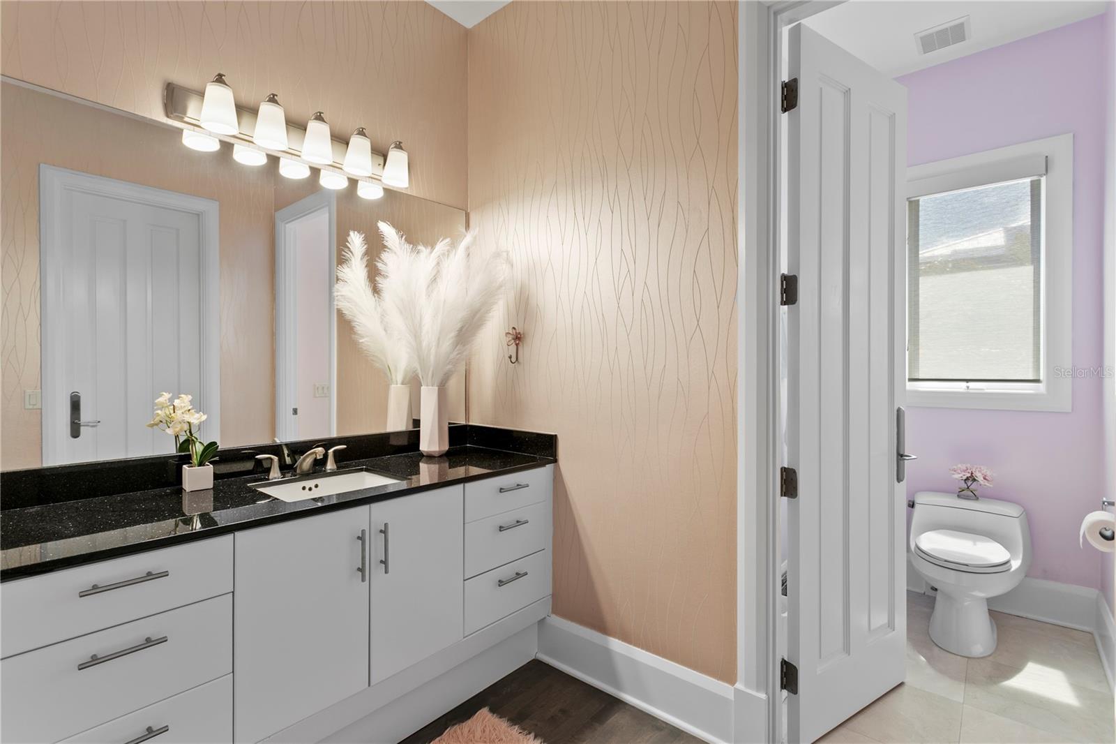 2 SANDPIPER RD, TAMPA, FL, 33609