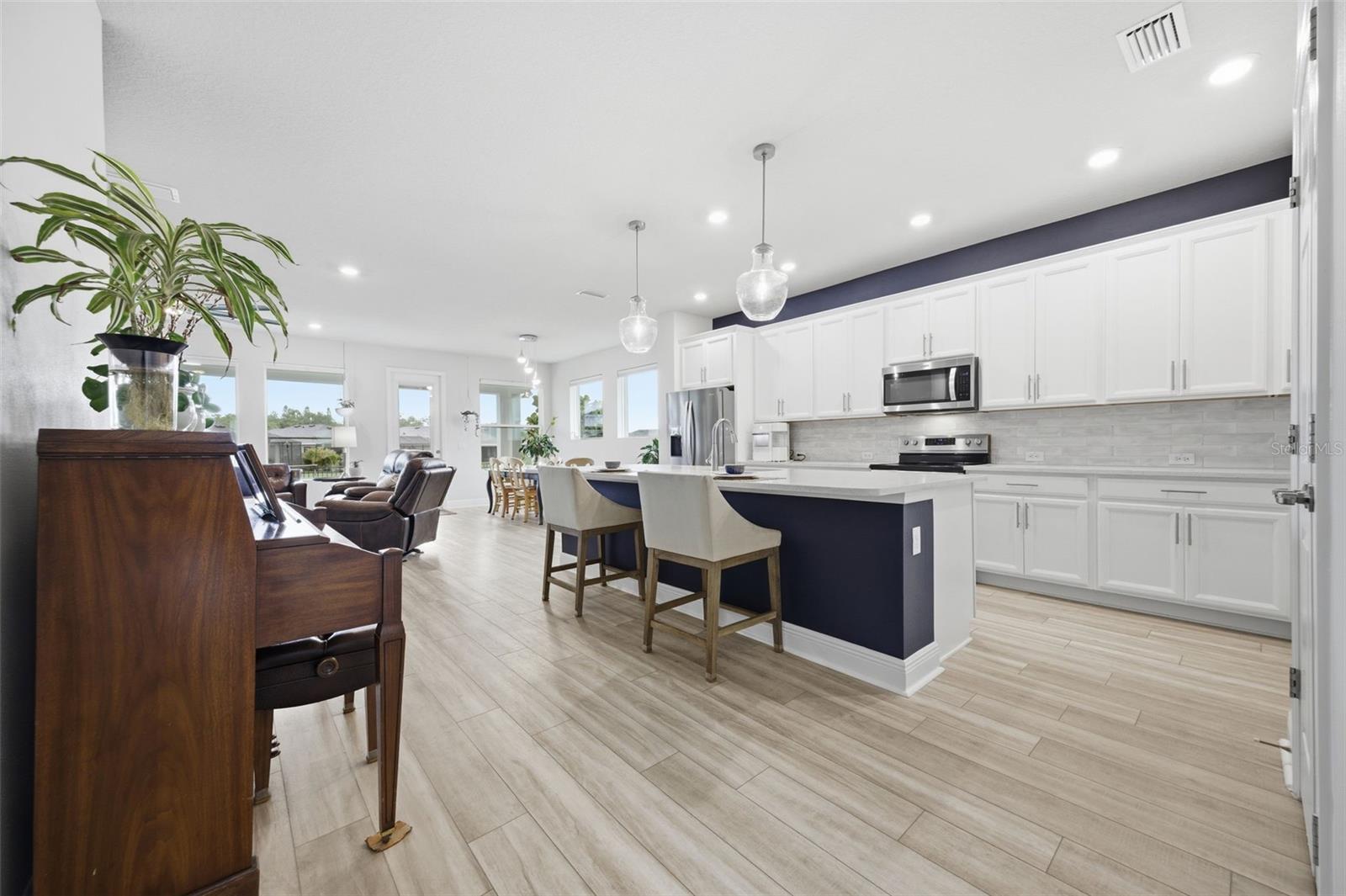 8518 ARROW CREEK DR, PARRISH, FL, 34219