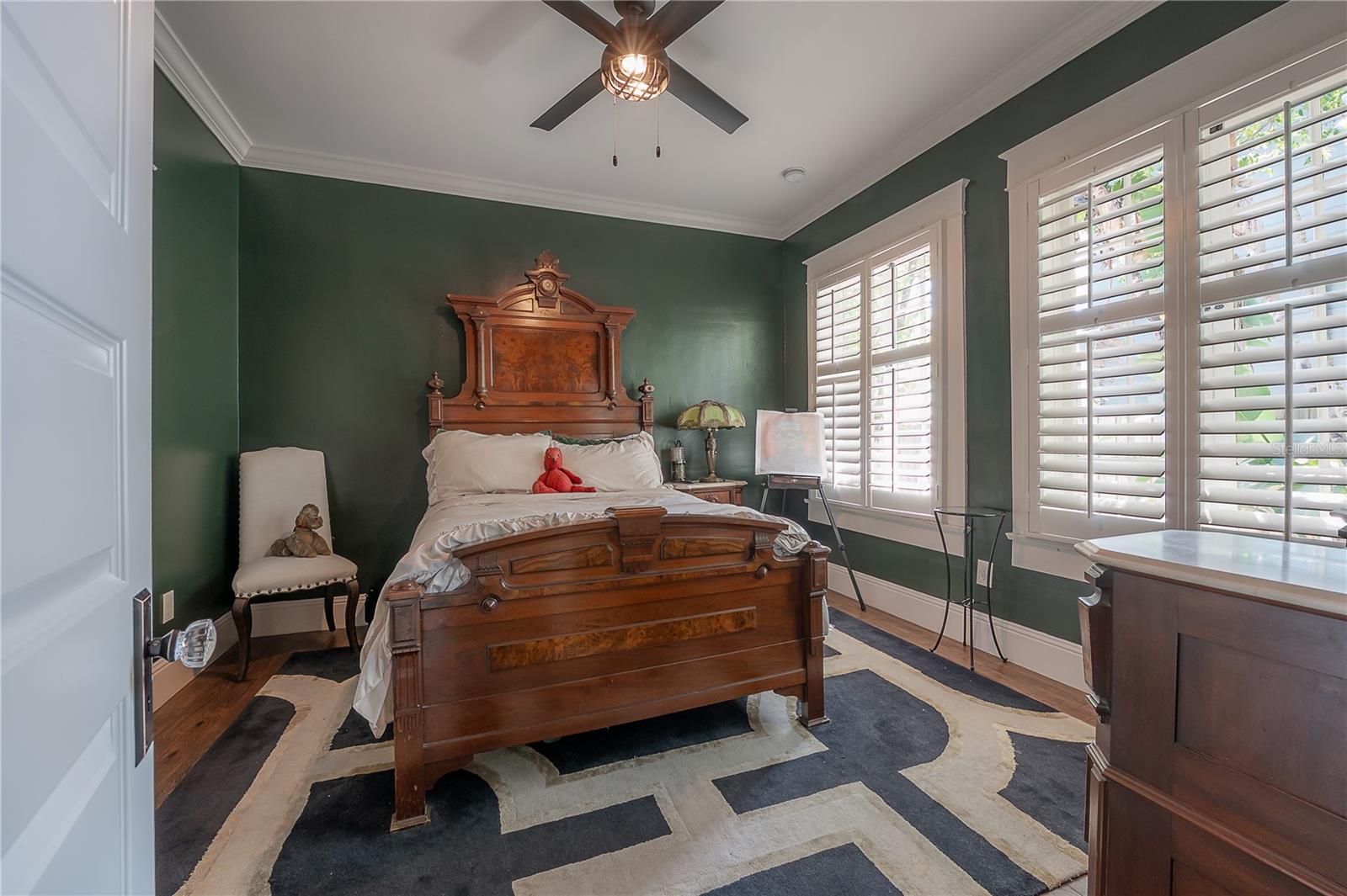 6009 N SUWANEE AVE, TAMPA, FL, 33604