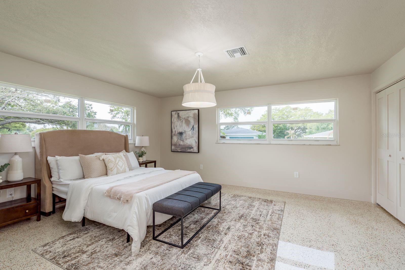 2347 WATROUS DR, DUNEDIN, FL, 34698