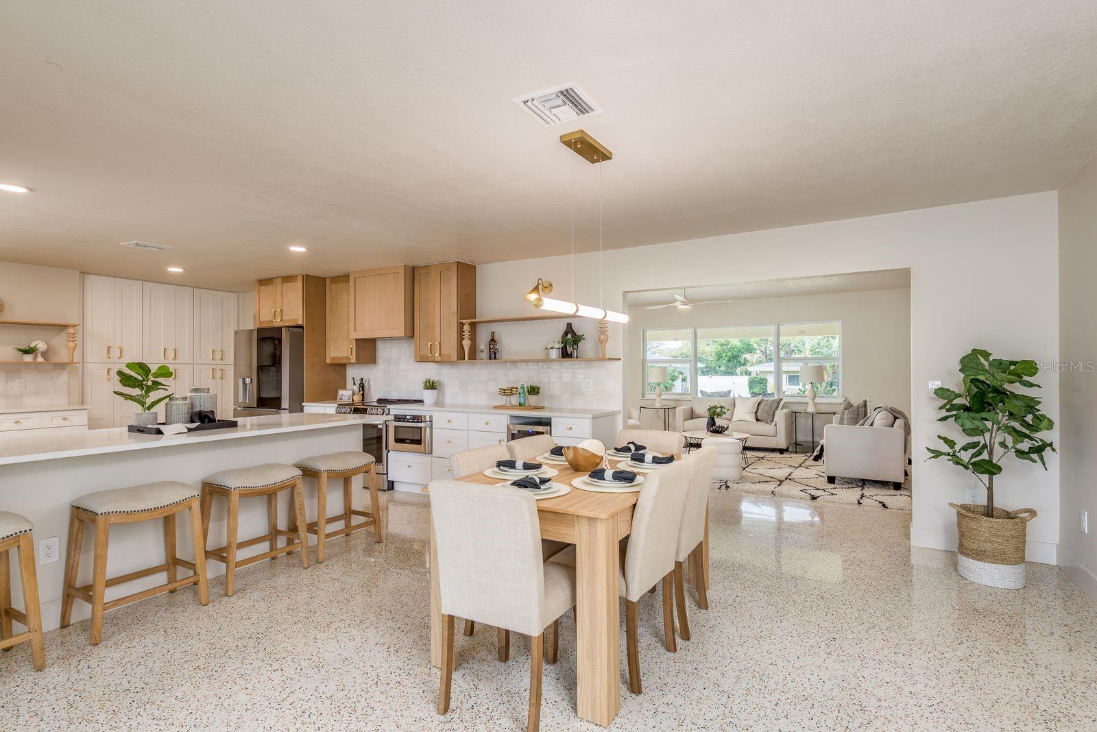 2347 WATROUS DR, DUNEDIN, FL, 34698