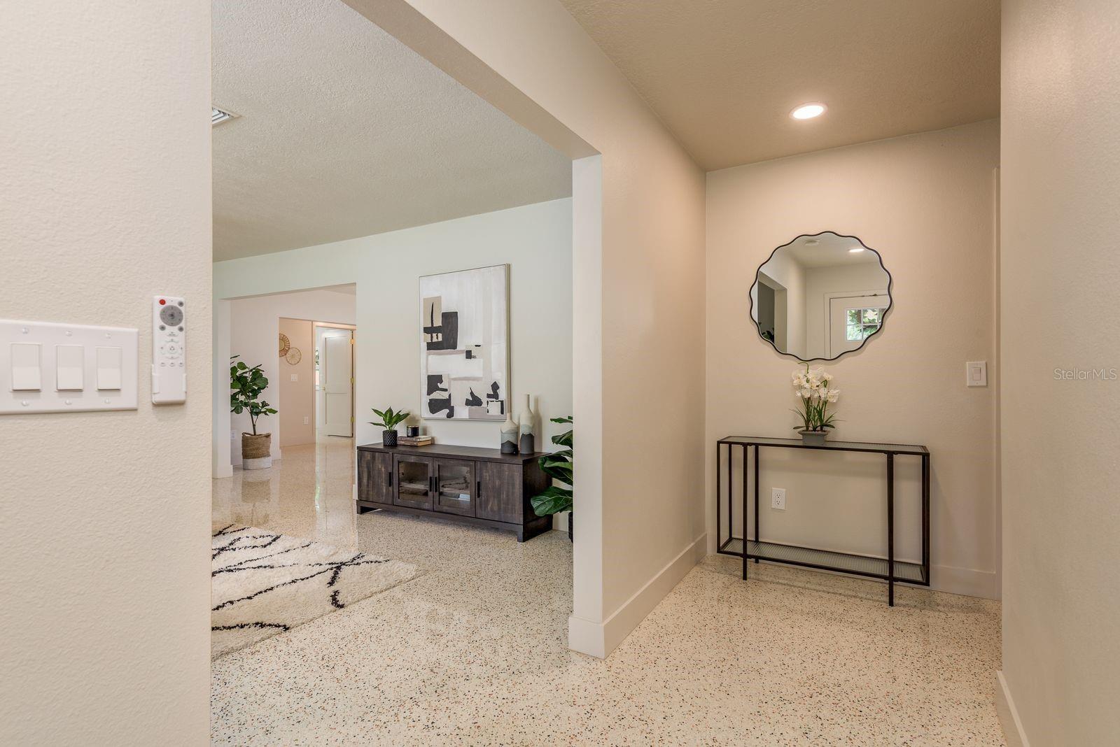 2347 WATROUS DR, DUNEDIN, FL, 34698