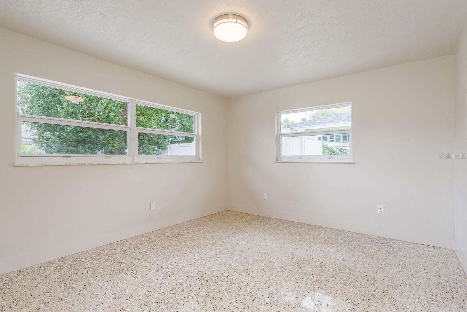 2347 WATROUS DR, DUNEDIN, FL, 34698
