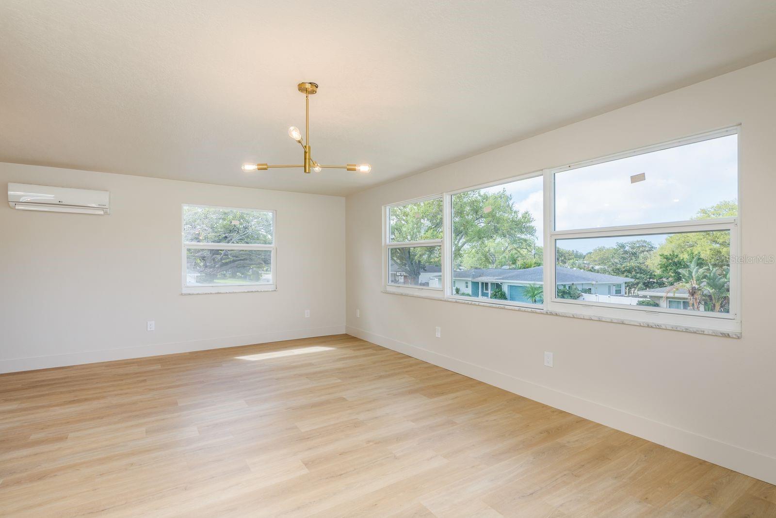 2347 WATROUS DR, DUNEDIN, FL, 34698