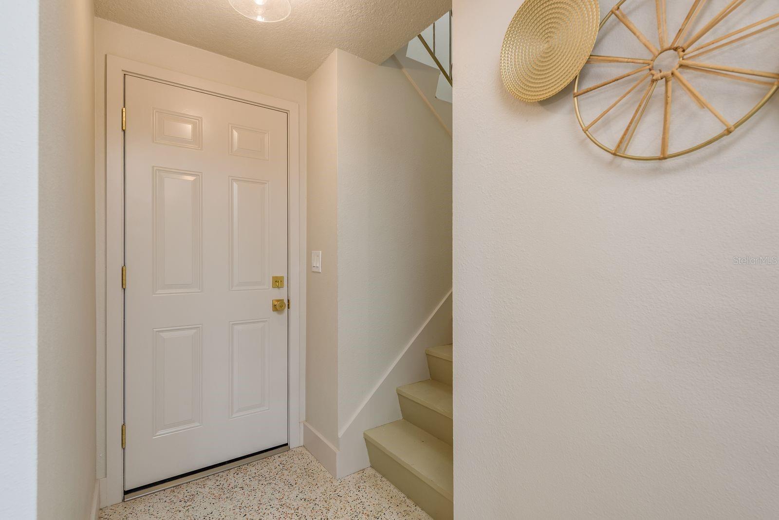 2347 WATROUS DR, DUNEDIN, FL, 34698