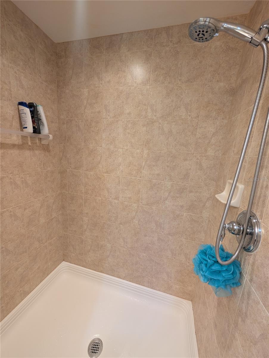 7070 KEY HAVEN RD #602, SEMINOLE, FL, 33777