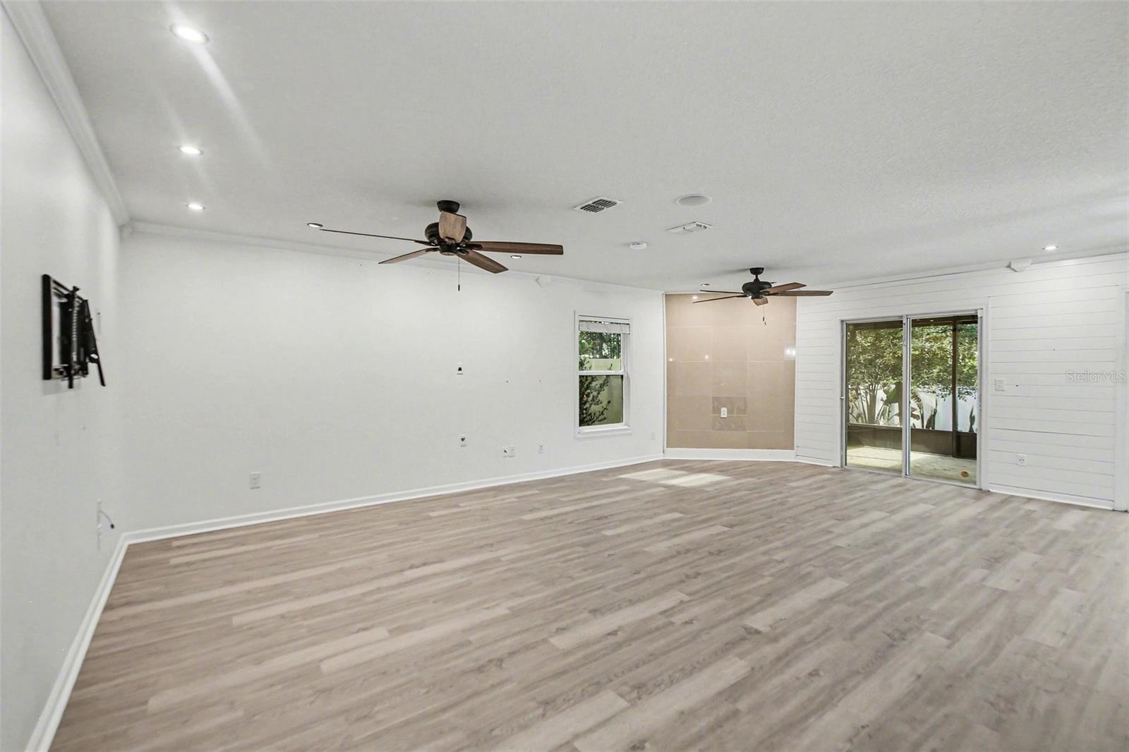 111 LAKESIDE CT, BUNNELL, FL, 32110