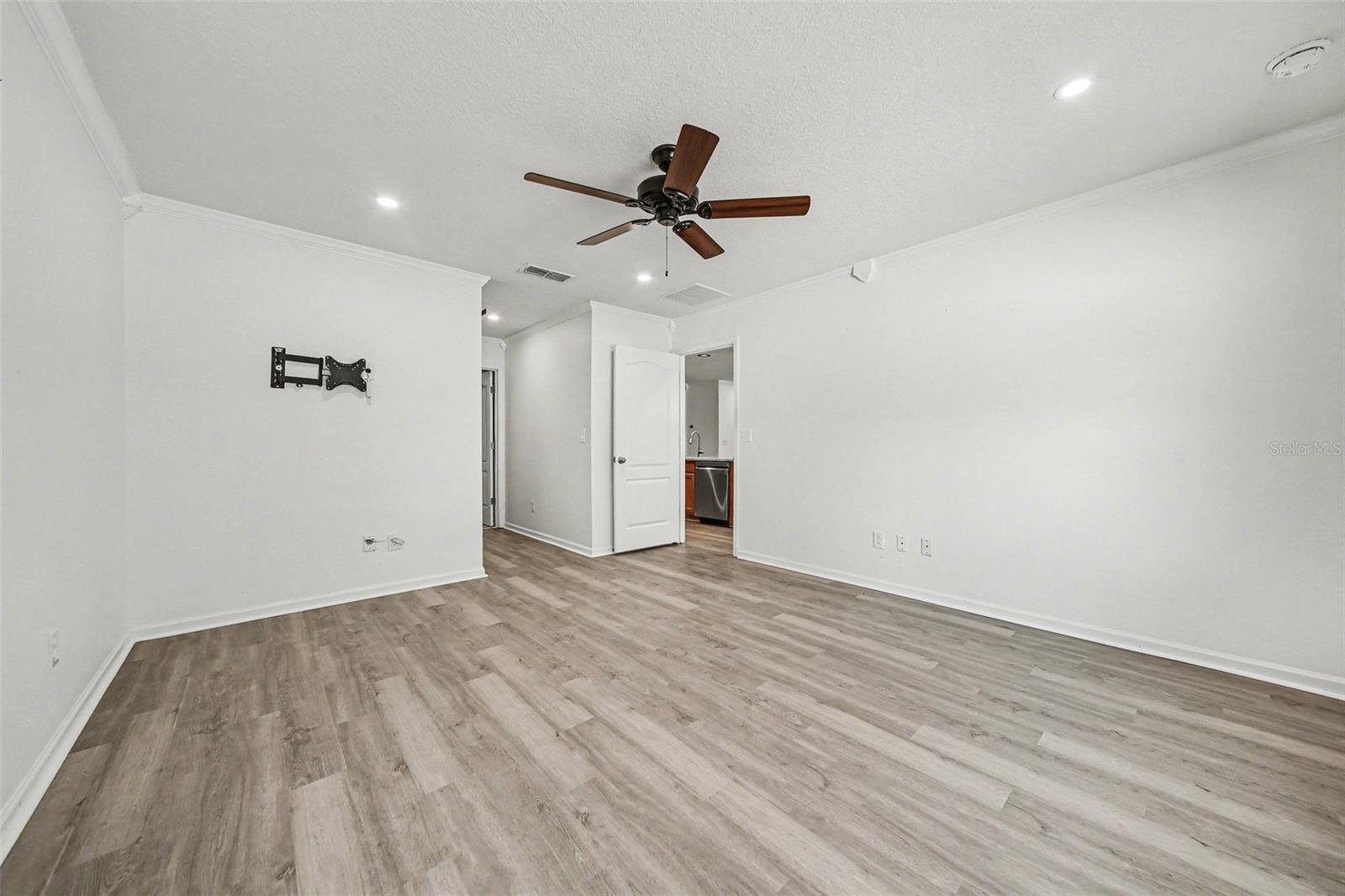 111 LAKESIDE CT, BUNNELL, FL, 32110