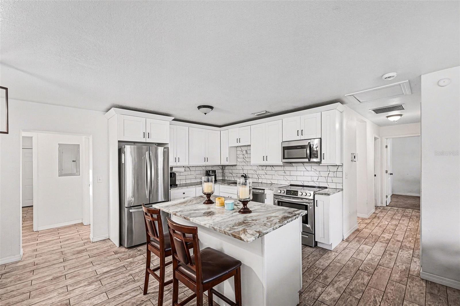 4014 N MCLANE DR, TAMPA, FL, 33610