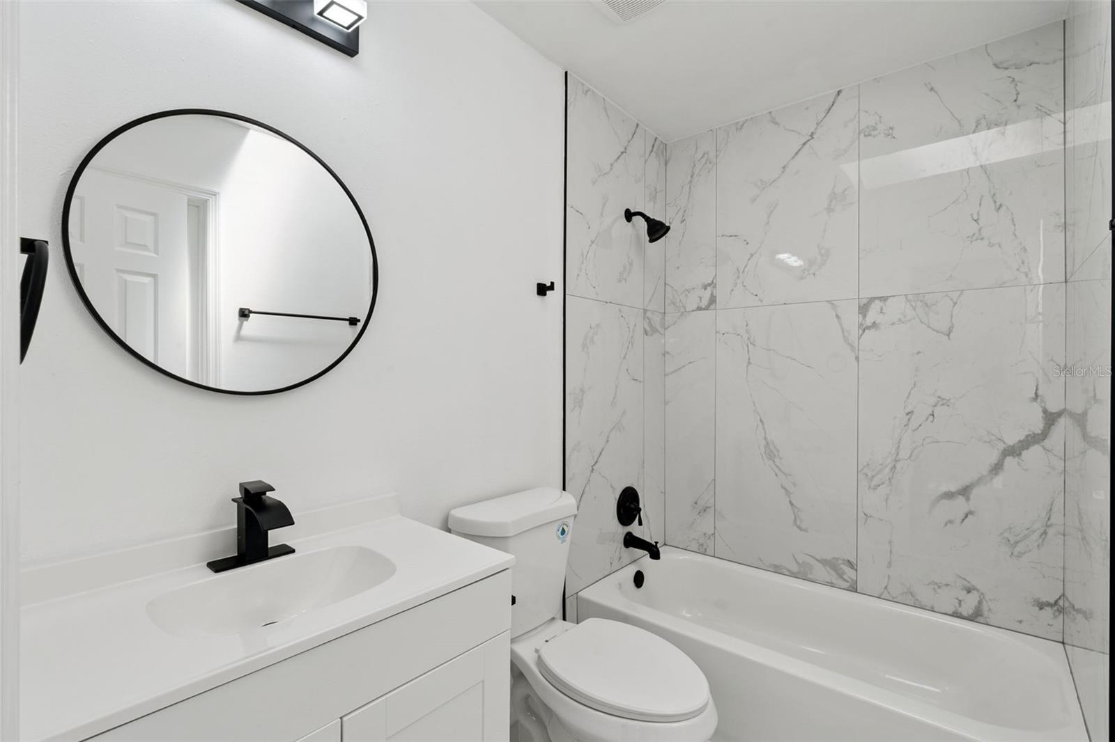 125 MEADOW BLVD, SANFORD, FL, 32771