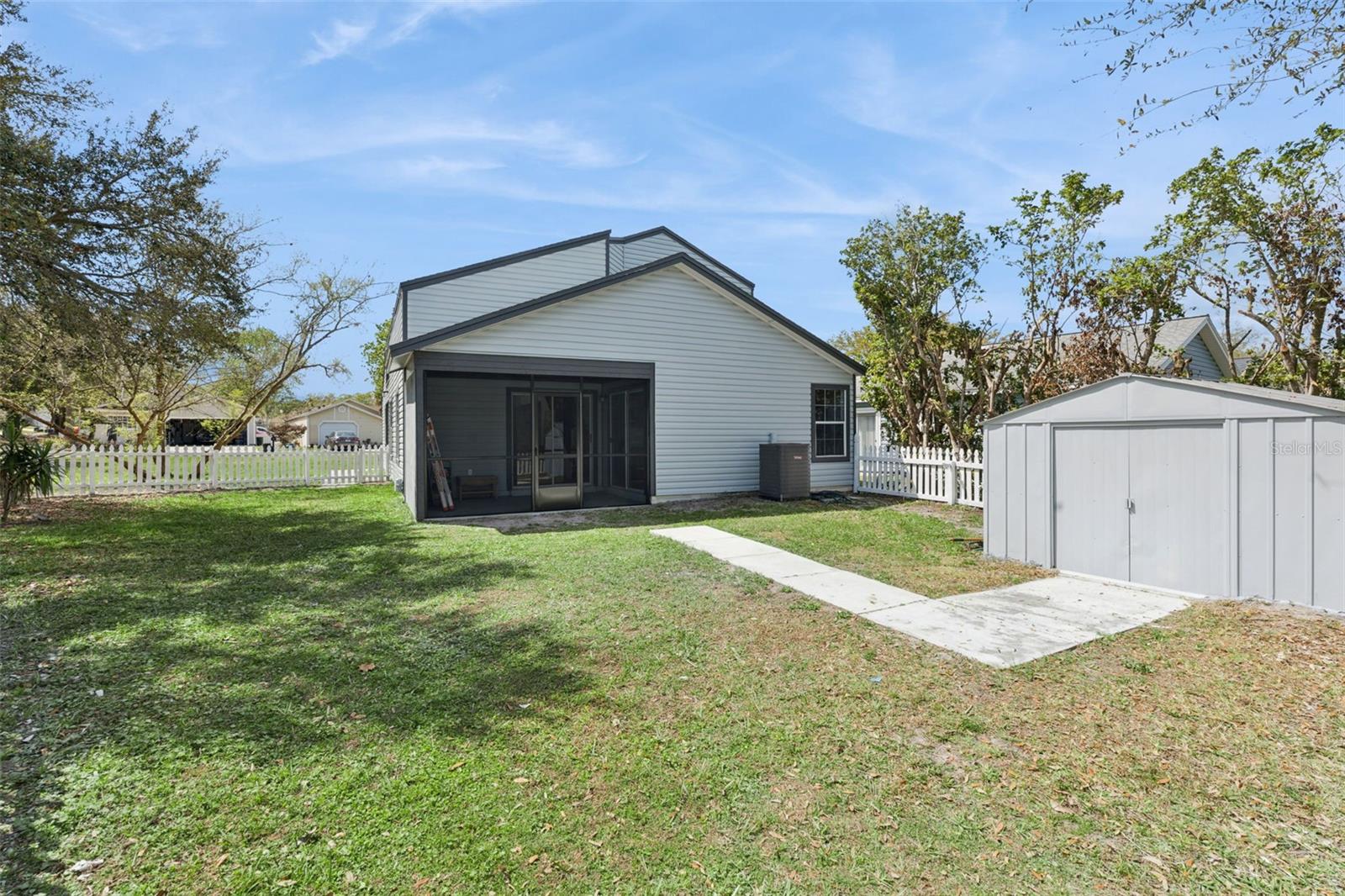 125 MEADOW BLVD, SANFORD, FL, 32771