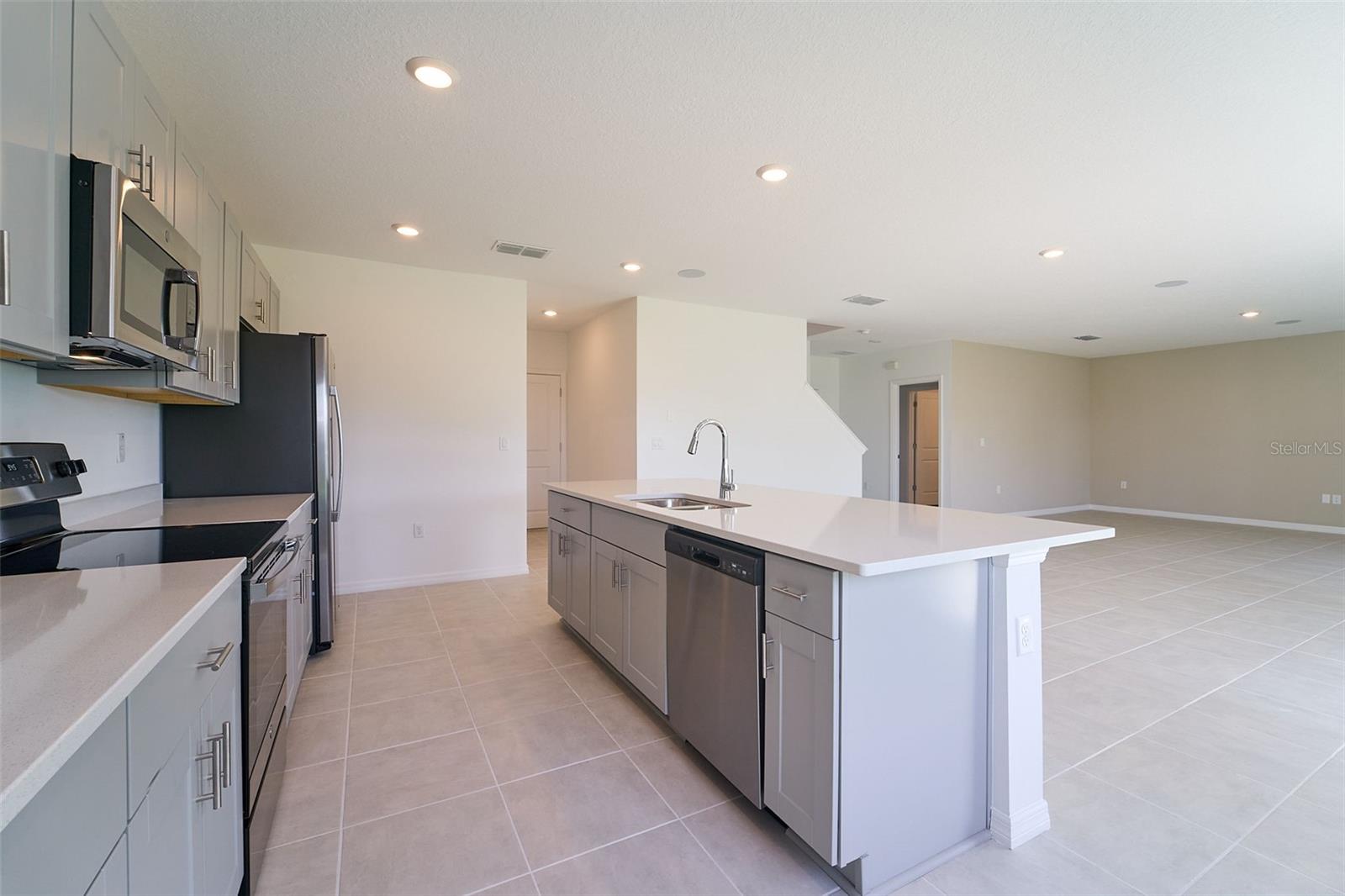 2575 DRIFTWOOD ST, AUBURNDALE, FL, 33823
