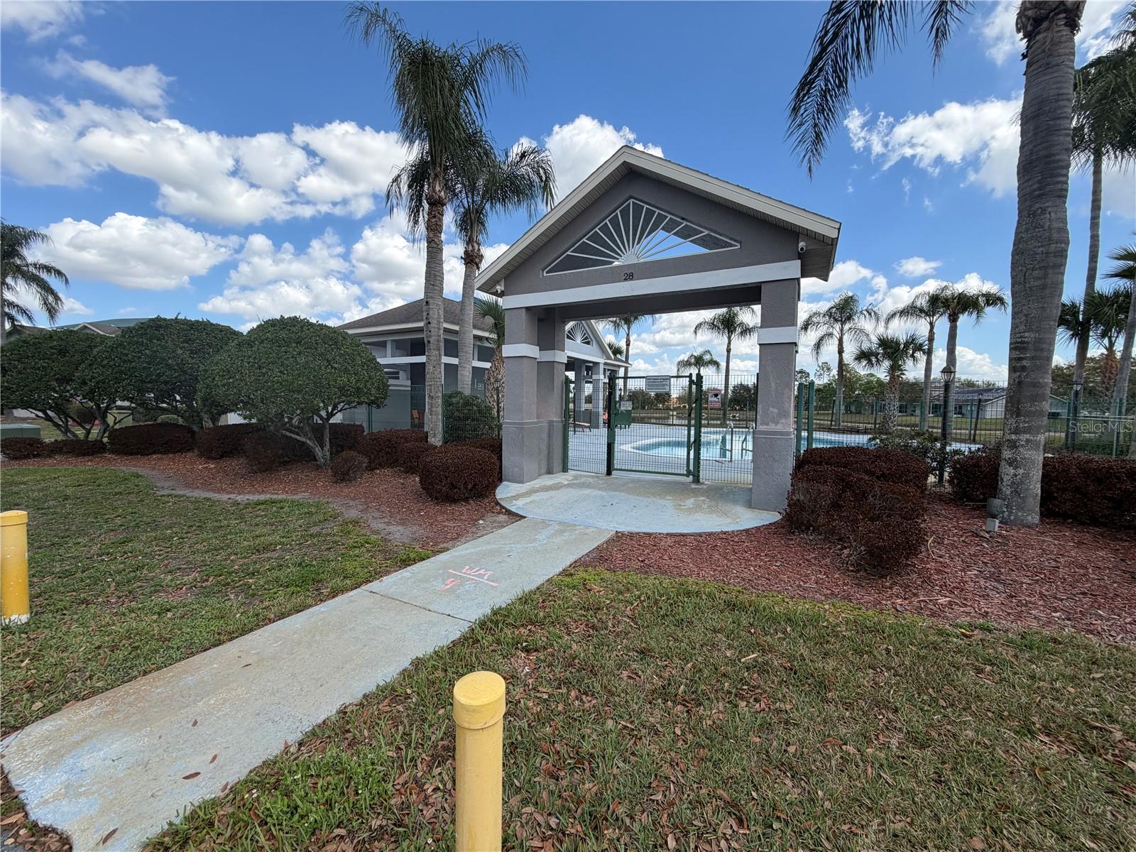 13112 MEADOWFIELD DR, ORLANDO, FL, 32824