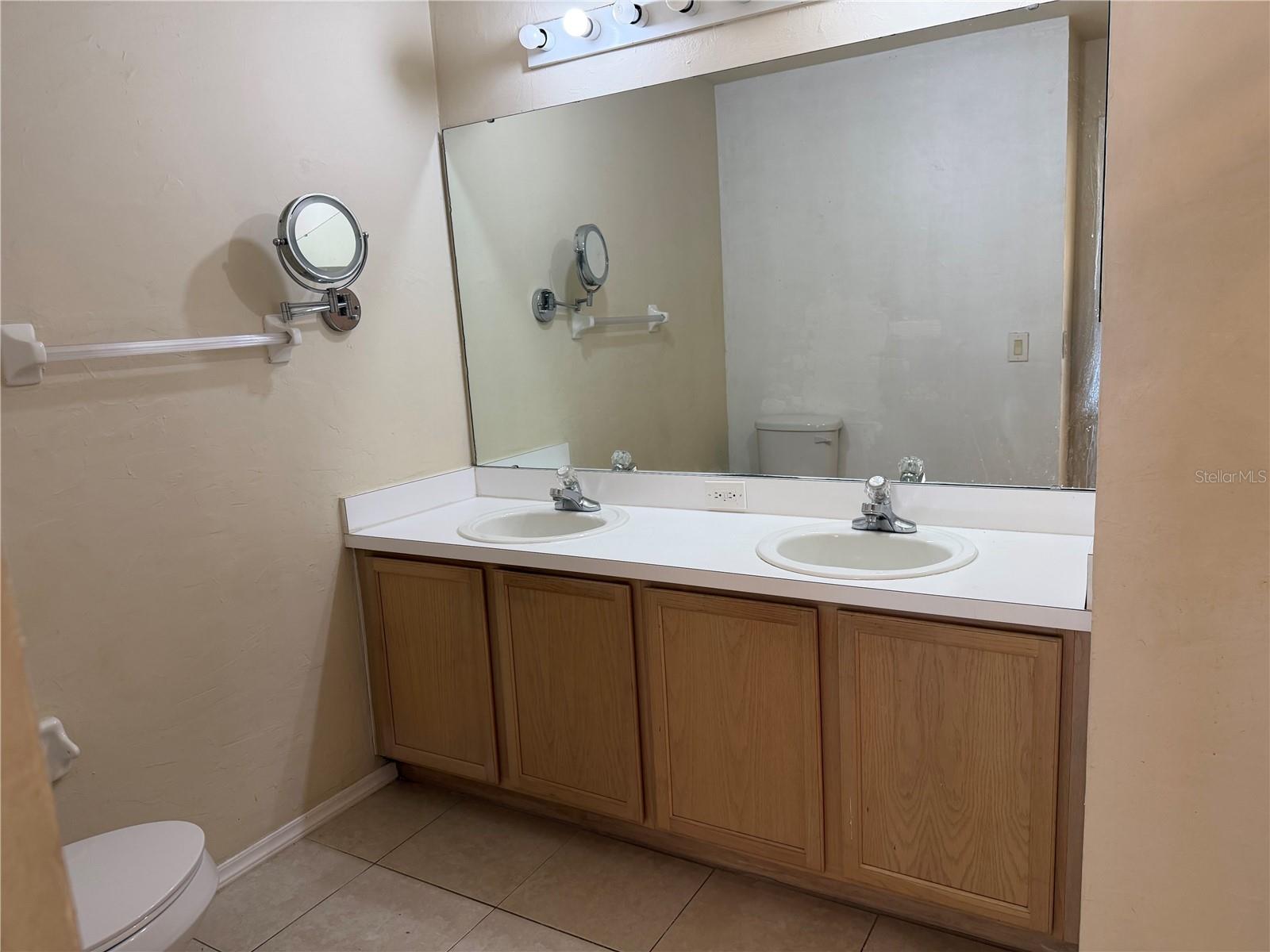 13112 MEADOWFIELD DR, ORLANDO, FL, 32824