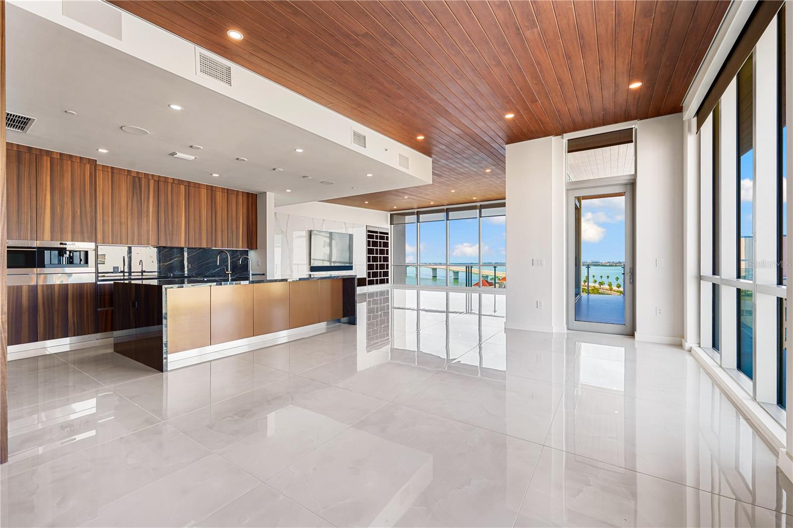 111 GOLDEN GATE #801PH, SARASOTA, FL, 34236