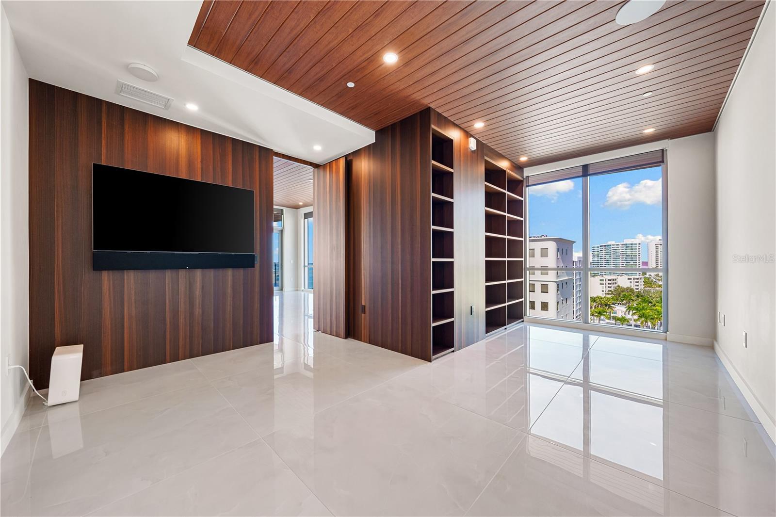 111 GOLDEN GATE #801PH, SARASOTA, FL, 34236