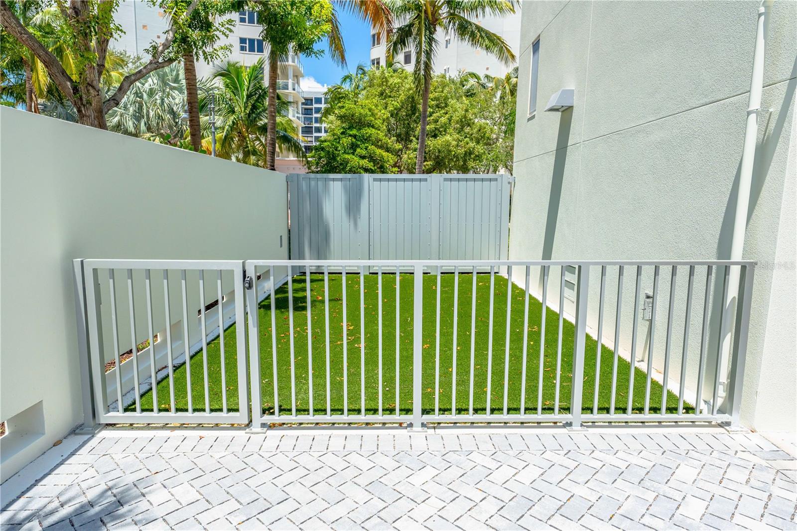 111 GOLDEN GATE #801PH, SARASOTA, FL, 34236