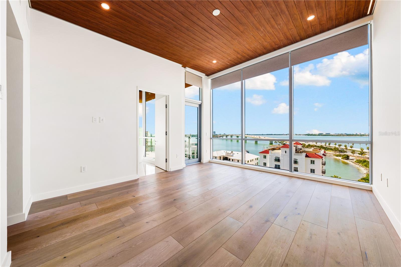 111 GOLDEN GATE #801PH, SARASOTA, FL, 34236